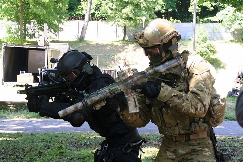 New rails for the HK416