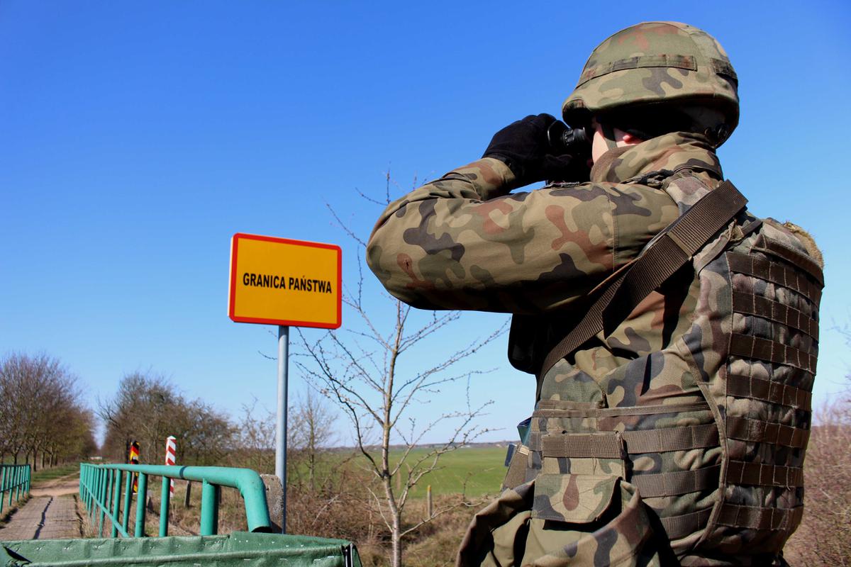 Granice zostają otwarte. Wojsko kończy współpracę z SG.
