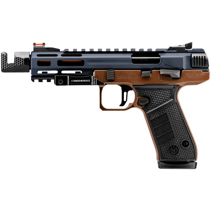 Beretta wprowadziła do oferty dwa pistolety .22 LR z rodziny B22 Jaguar.