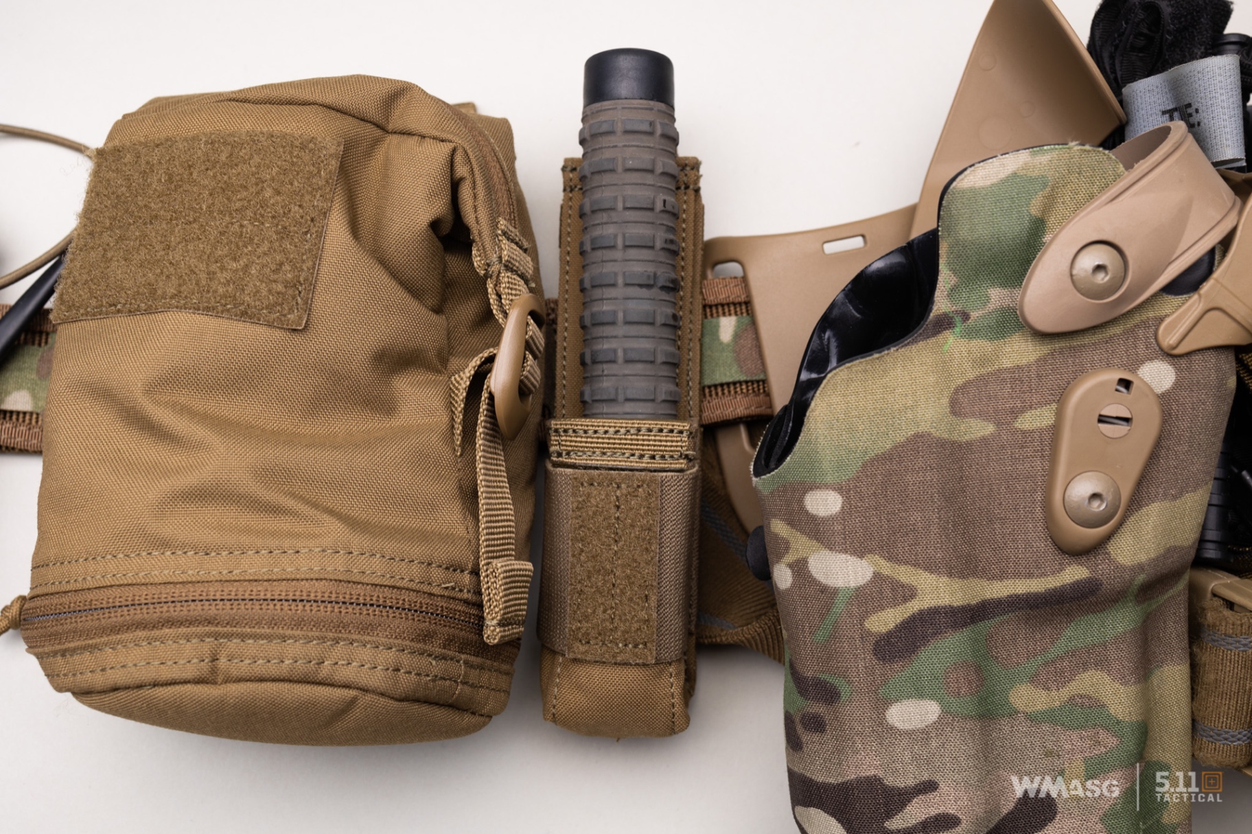 5.11 Tactical Flex Flashlight Pouch - button