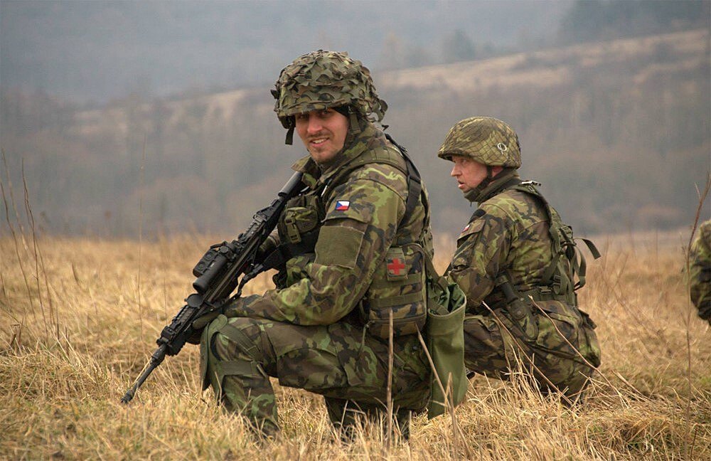 MAD21: new camouflage pattern for the Czech Armed Forces will ensure  effective concealment in the open air and in urban conditions