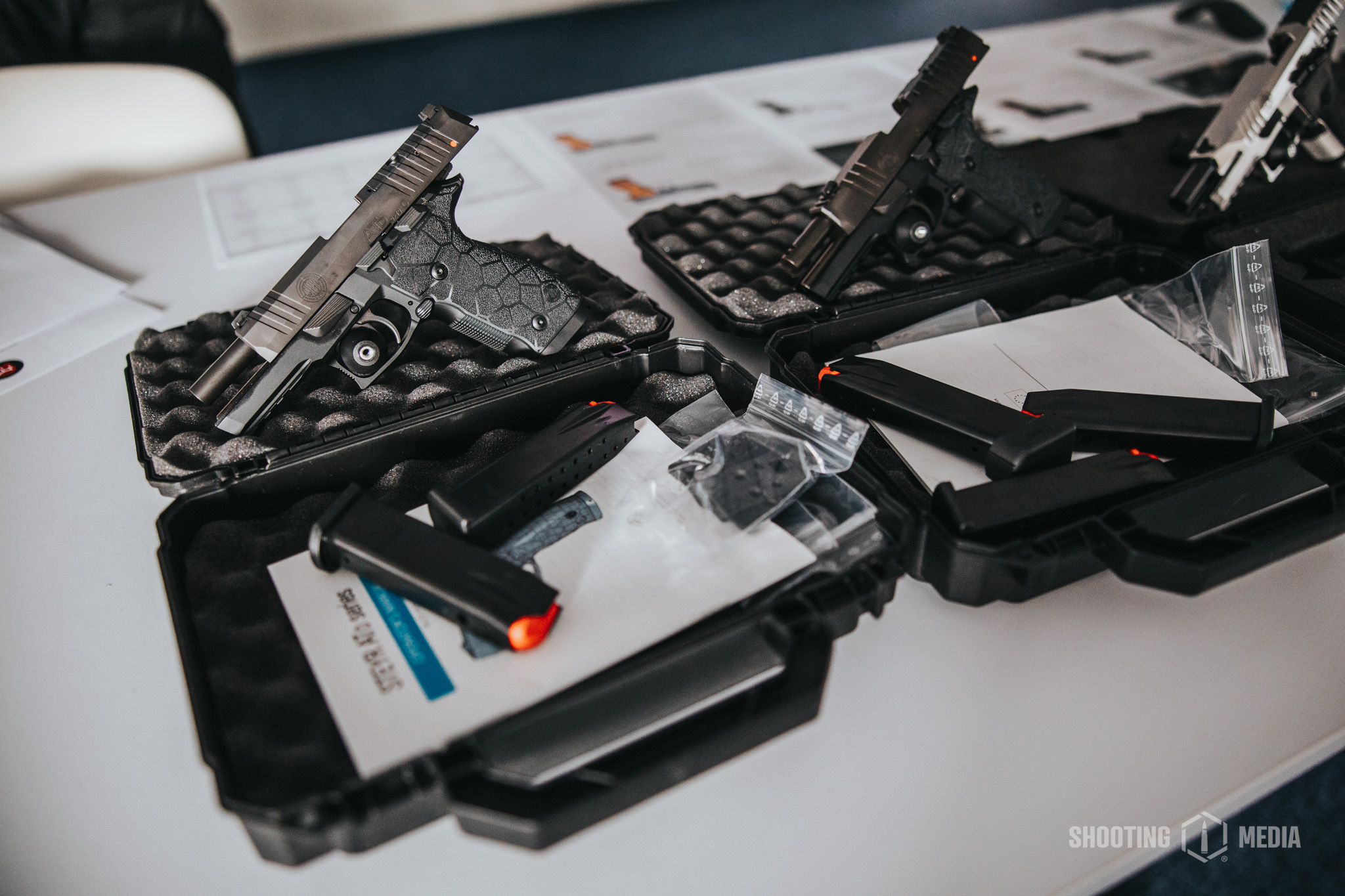 Polska premiera nowych pistoletów Steyr ARMS AT