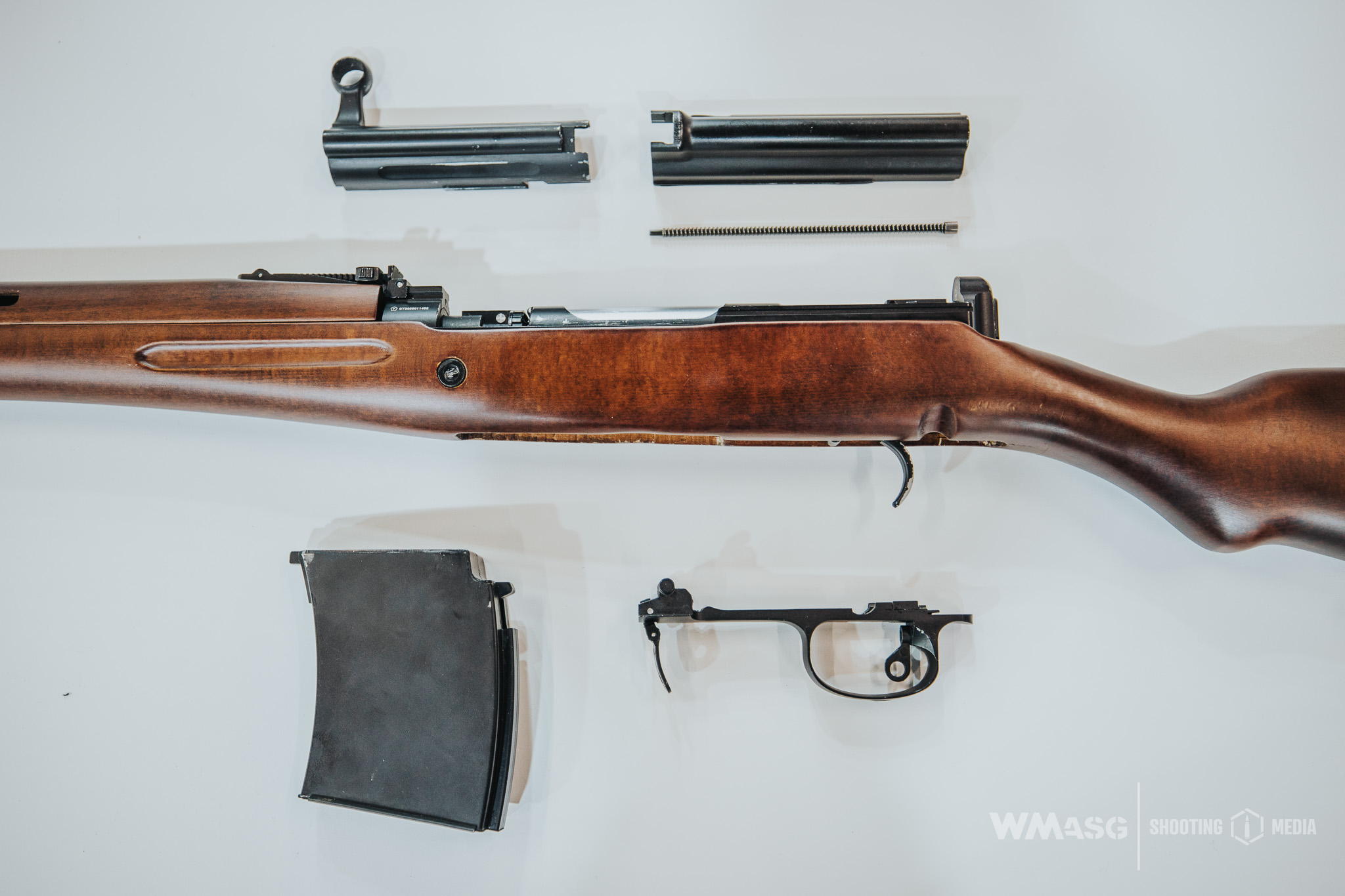 S&T SVT-40 