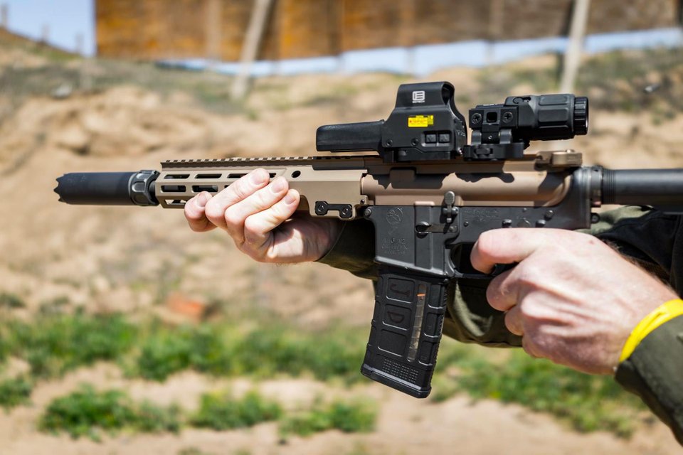 Owners of PTW carbines can therefore make their replicas match the latest c...