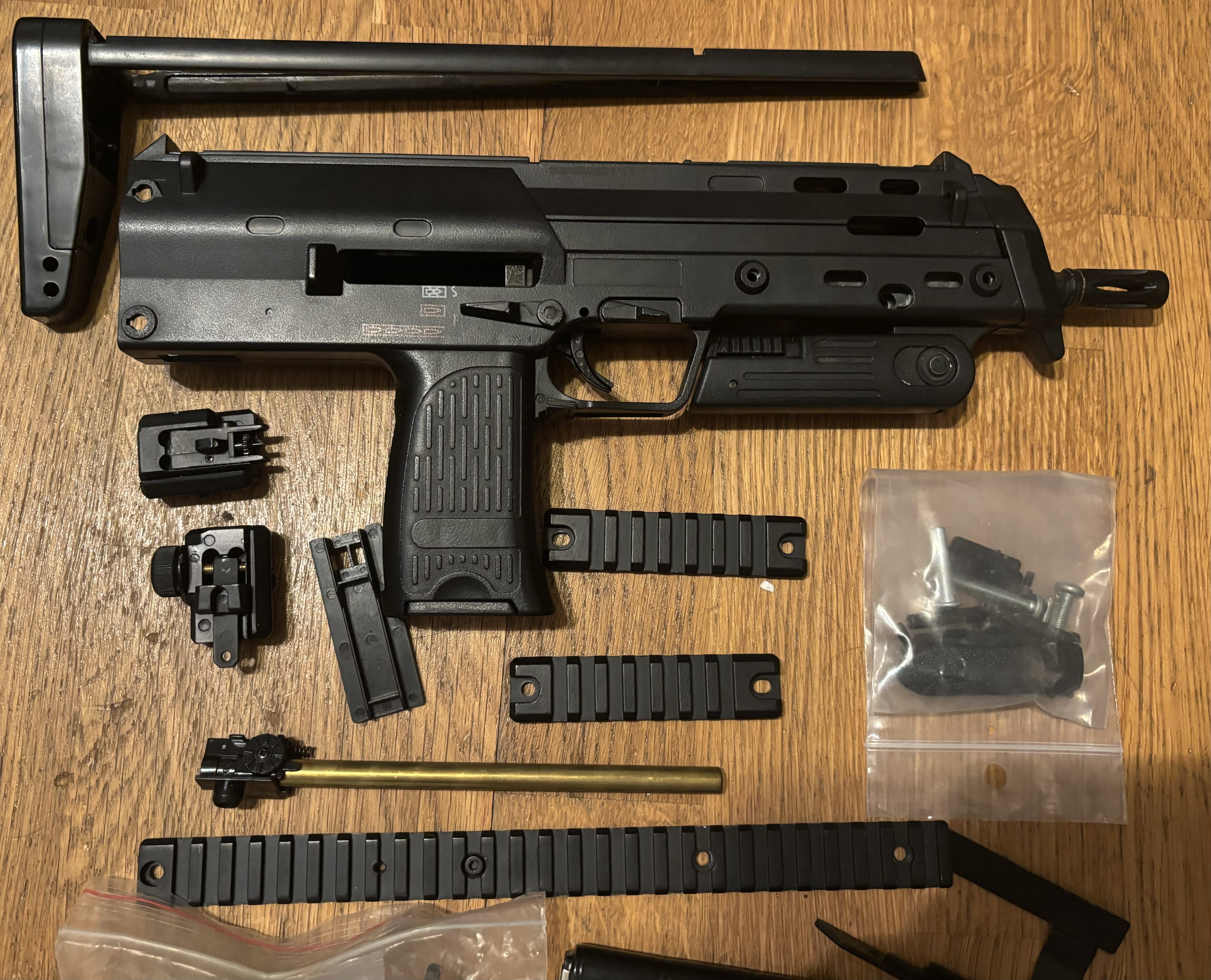 Replika R4 Well (Cena do dogadania)