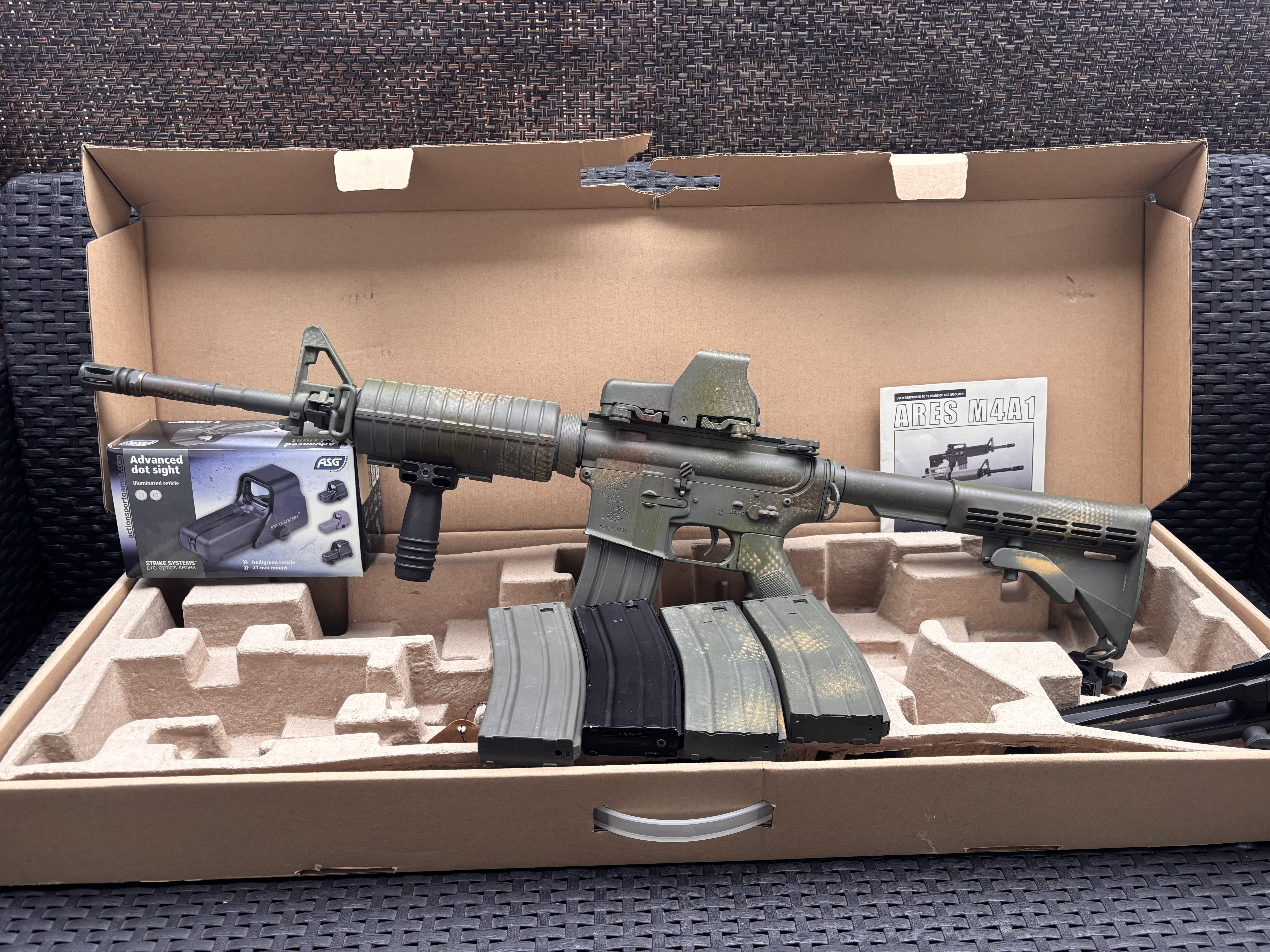 ARES M4A1 AR-009 Full Metal 5 magazynków + kolimator