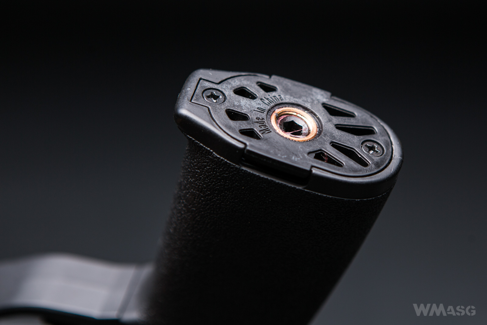 Cyma CM.097B - z zewnątrz