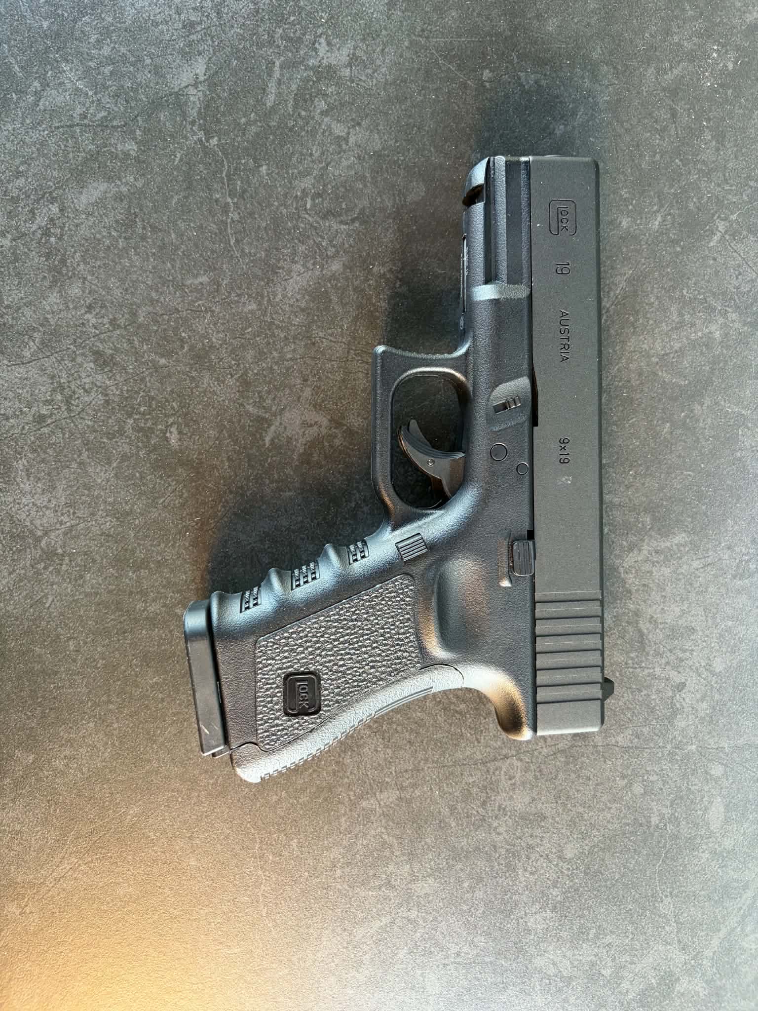 Pistolet GNB Glock 19