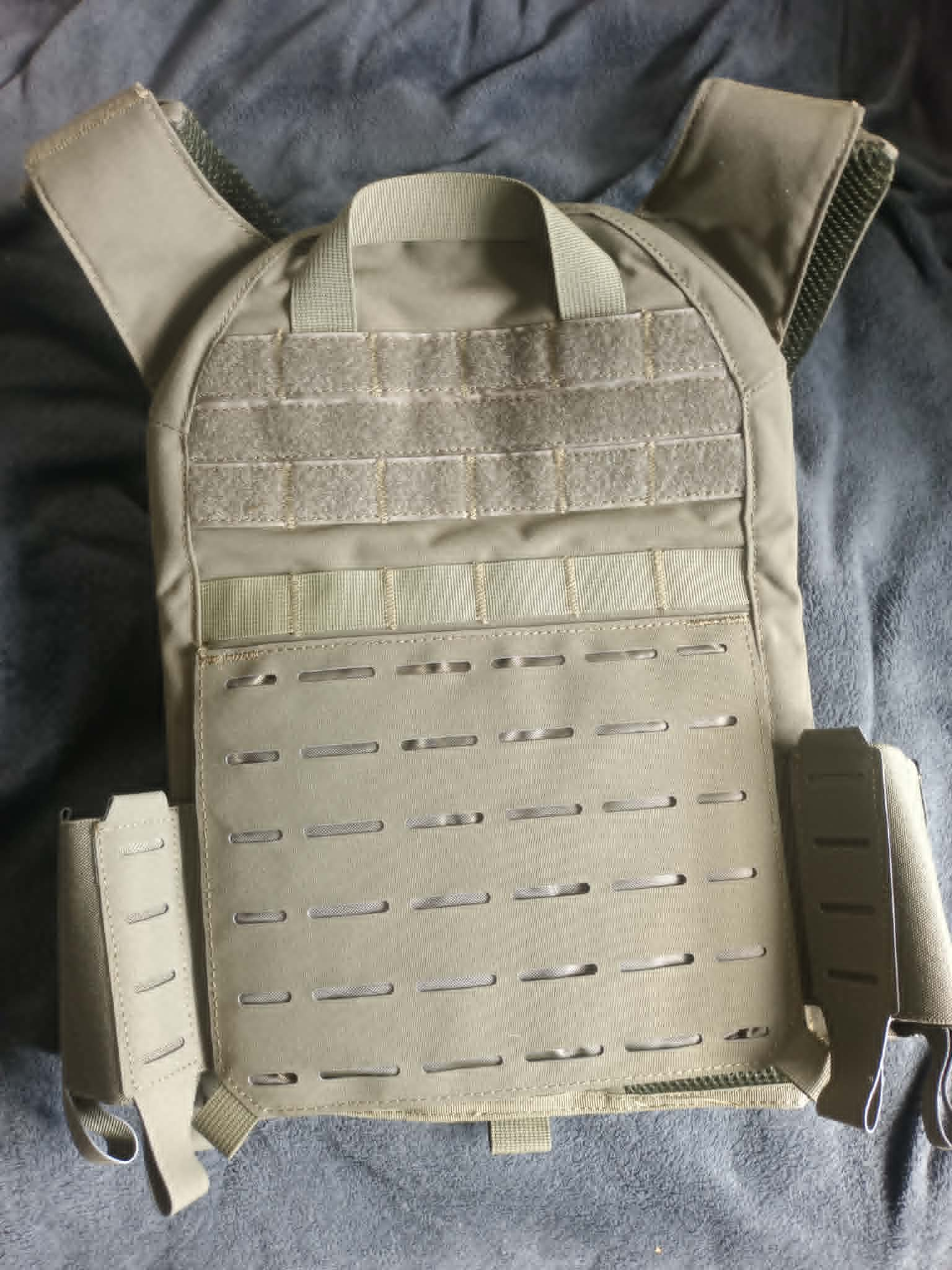 Kamizelka Plate Carrier Oliwkowa Specna Arms Advanced Vest