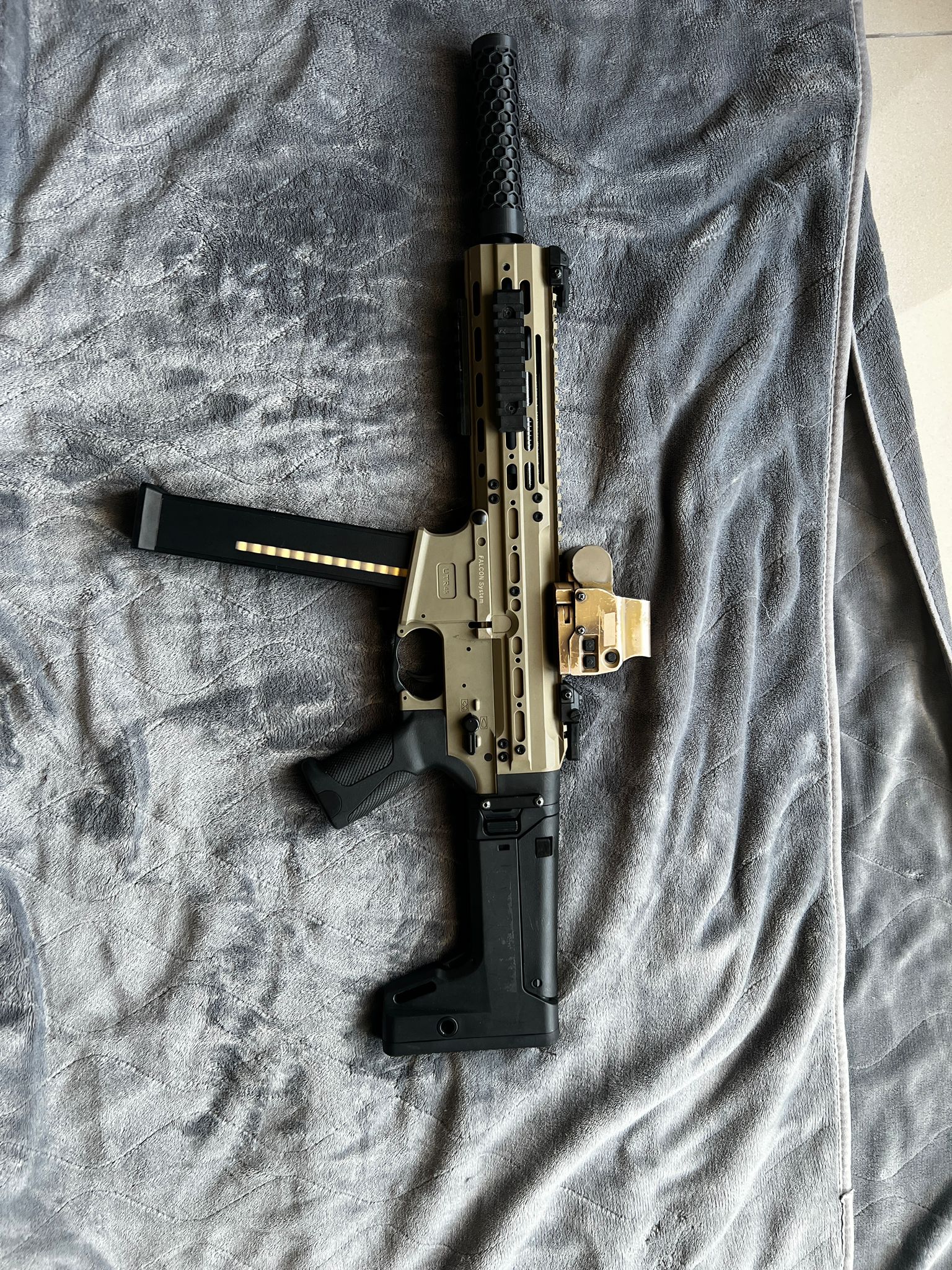 REPLIKA + WSZYSTKO INNE