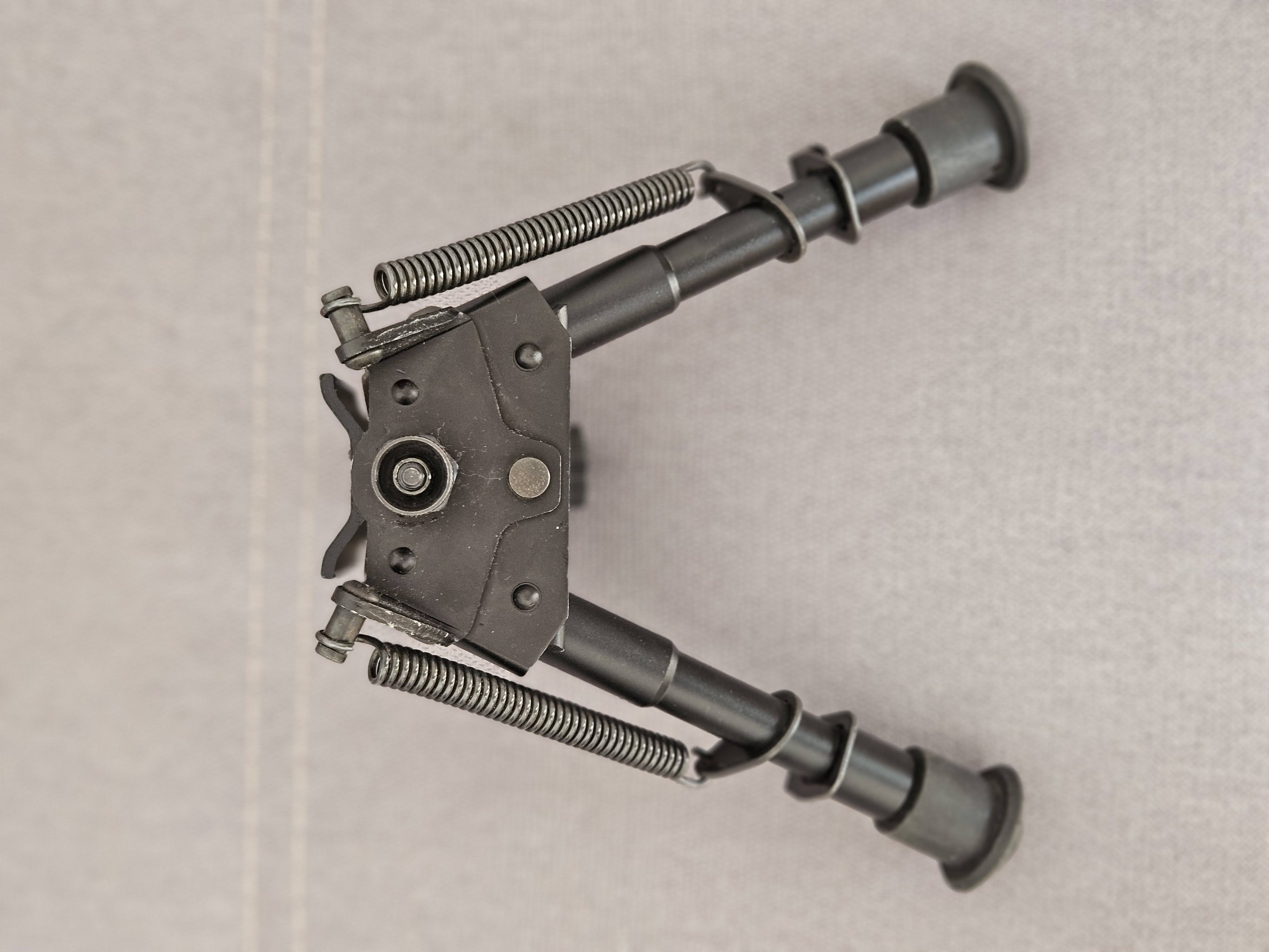 Dwójnóg bipod Novritsch V1 rozkładany, adapter na szynę 22mm