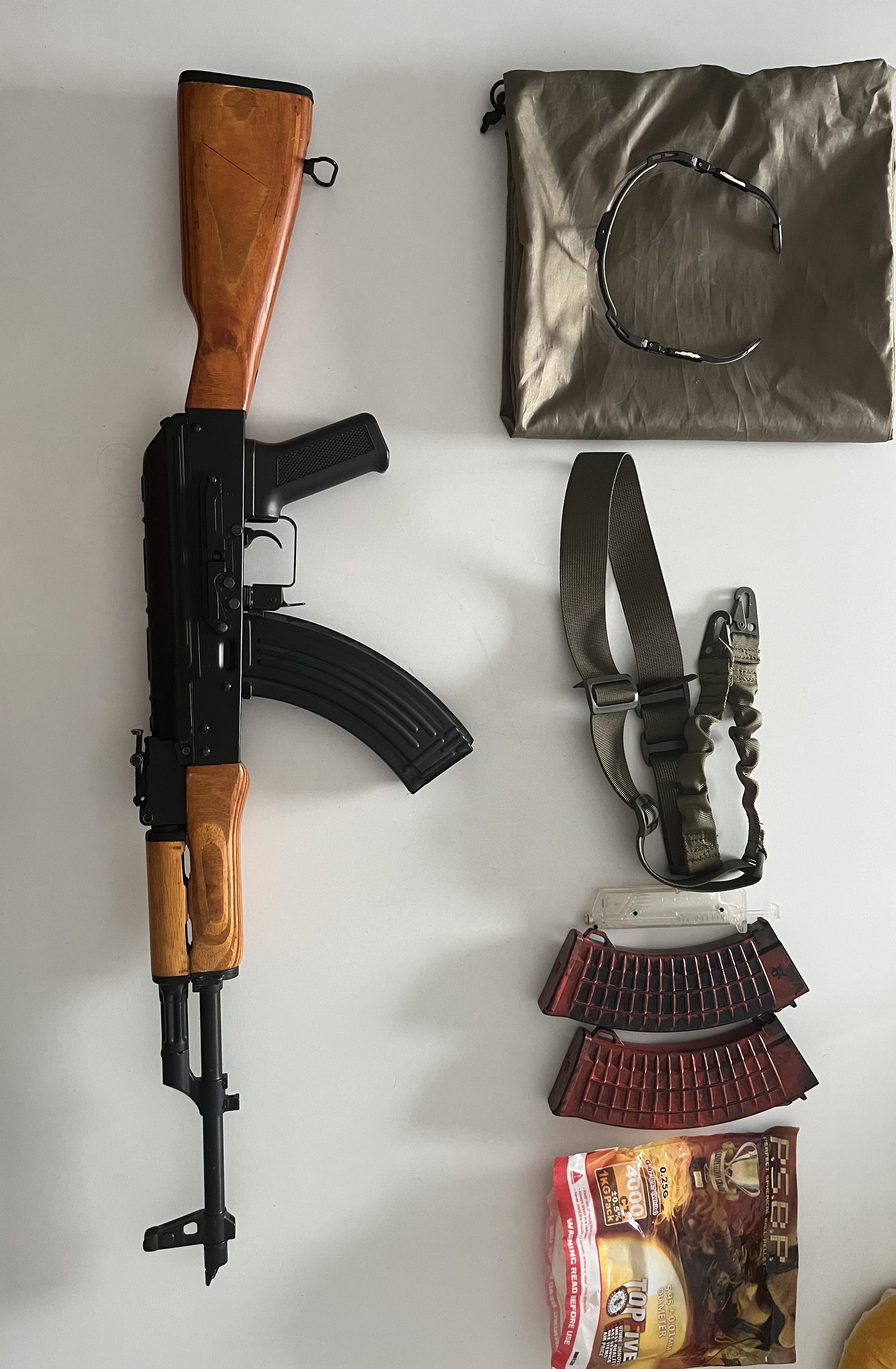 Replika karabinu szturmowego CM048
