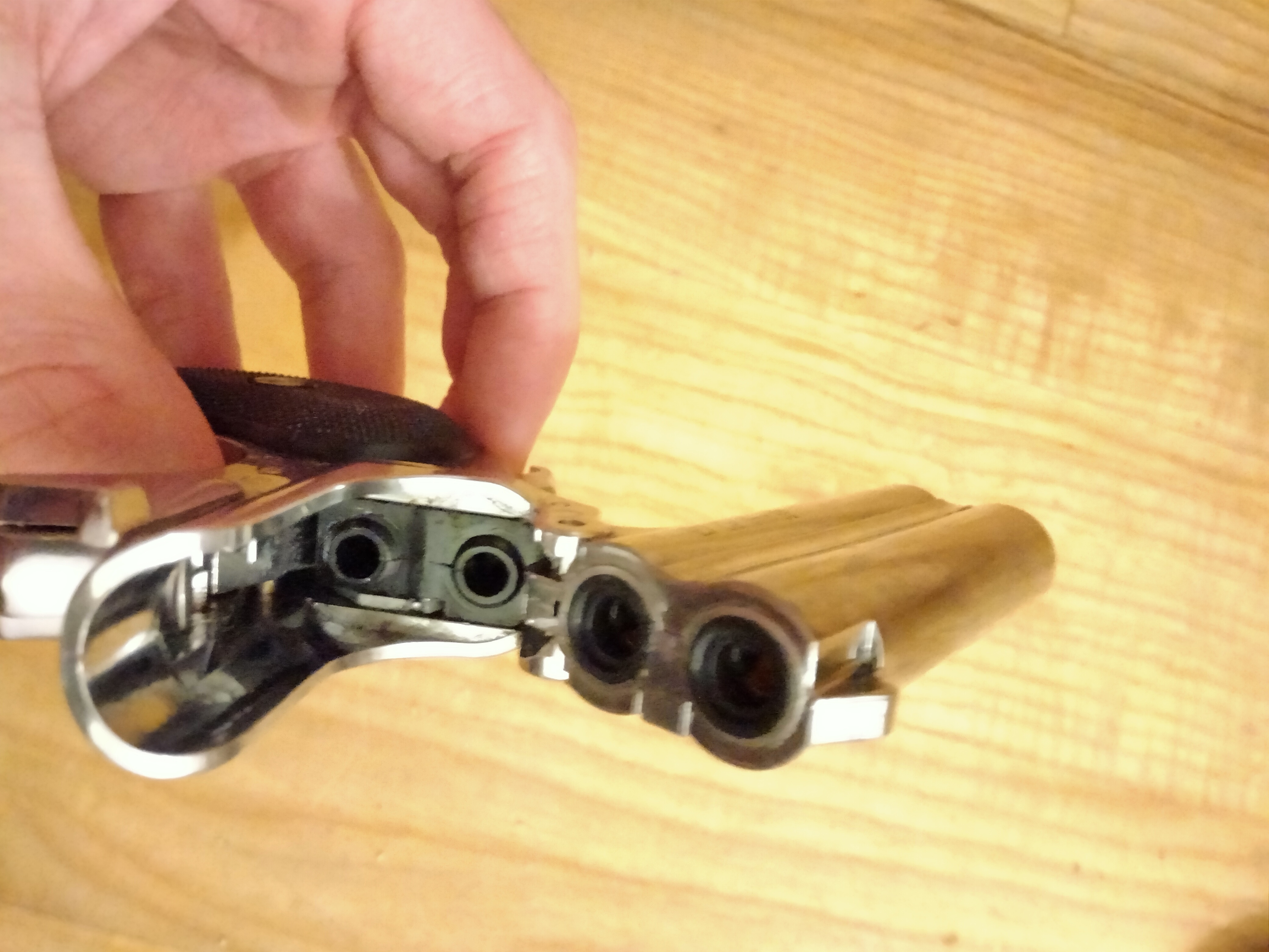 Sprzedam unikatową replikę Derringer SSB Marushin