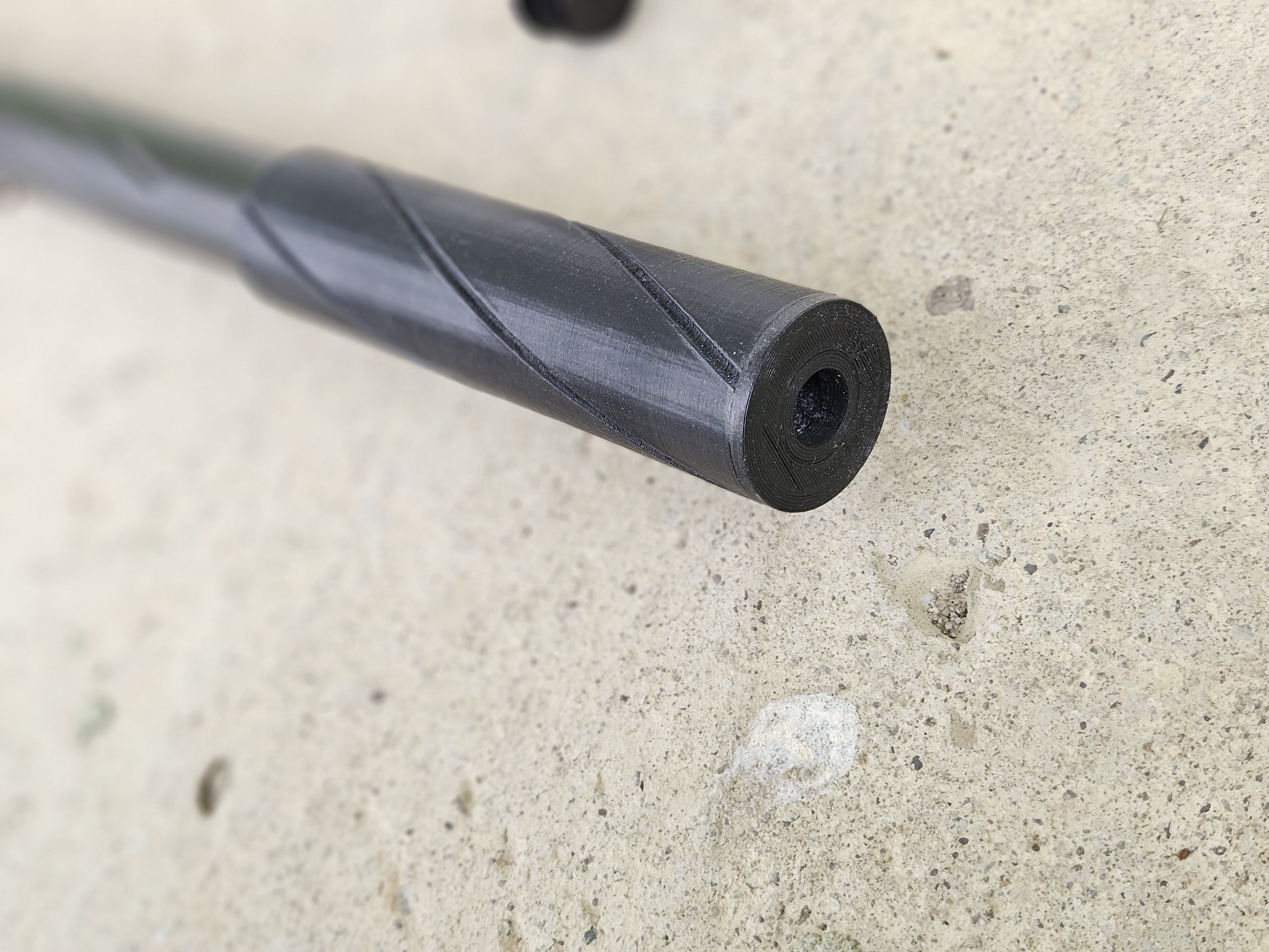 Tłumik replika Novritsch wydrukowany, druk 3D