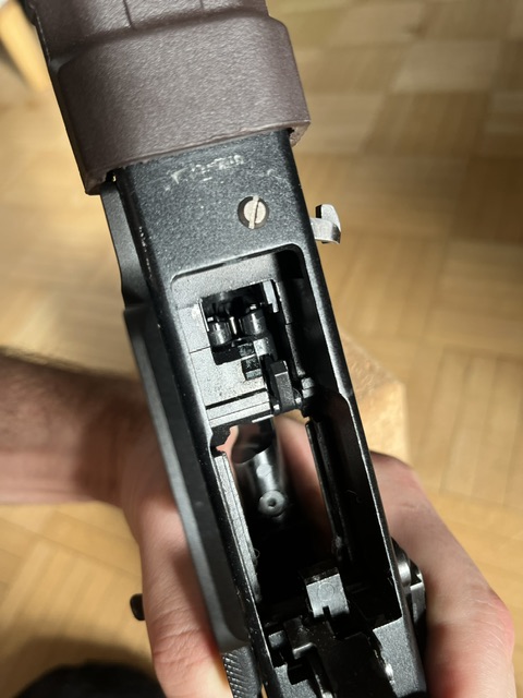 SAIGA 12k Marui magpull