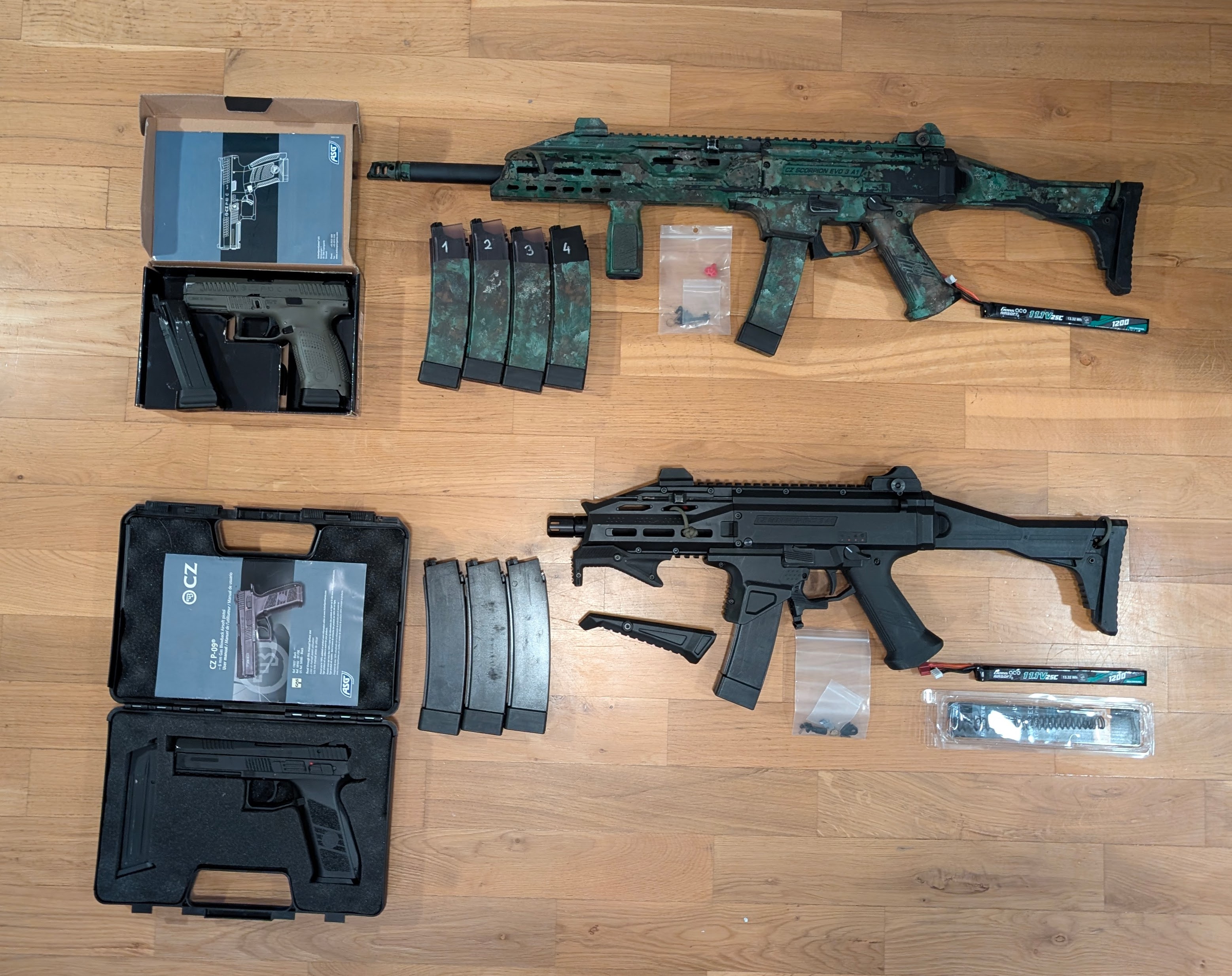 Wyprzedaż stajni CZ/ASG: 2x Scorpion EVO 3 A1 + P-09 + P-10 C