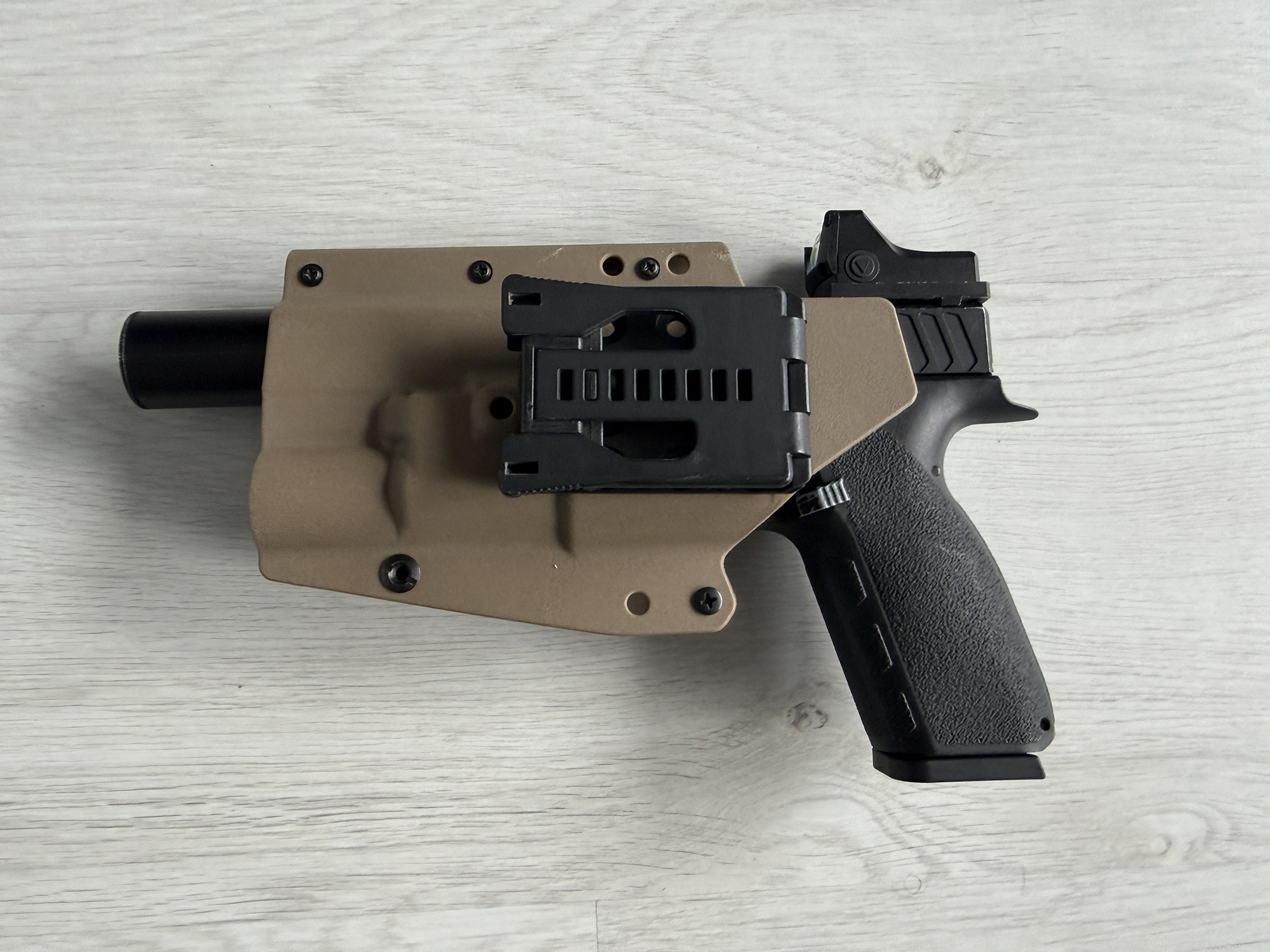 Kabura kompozytowa do G17 - kp-18 z oświetleniem taktycznym
