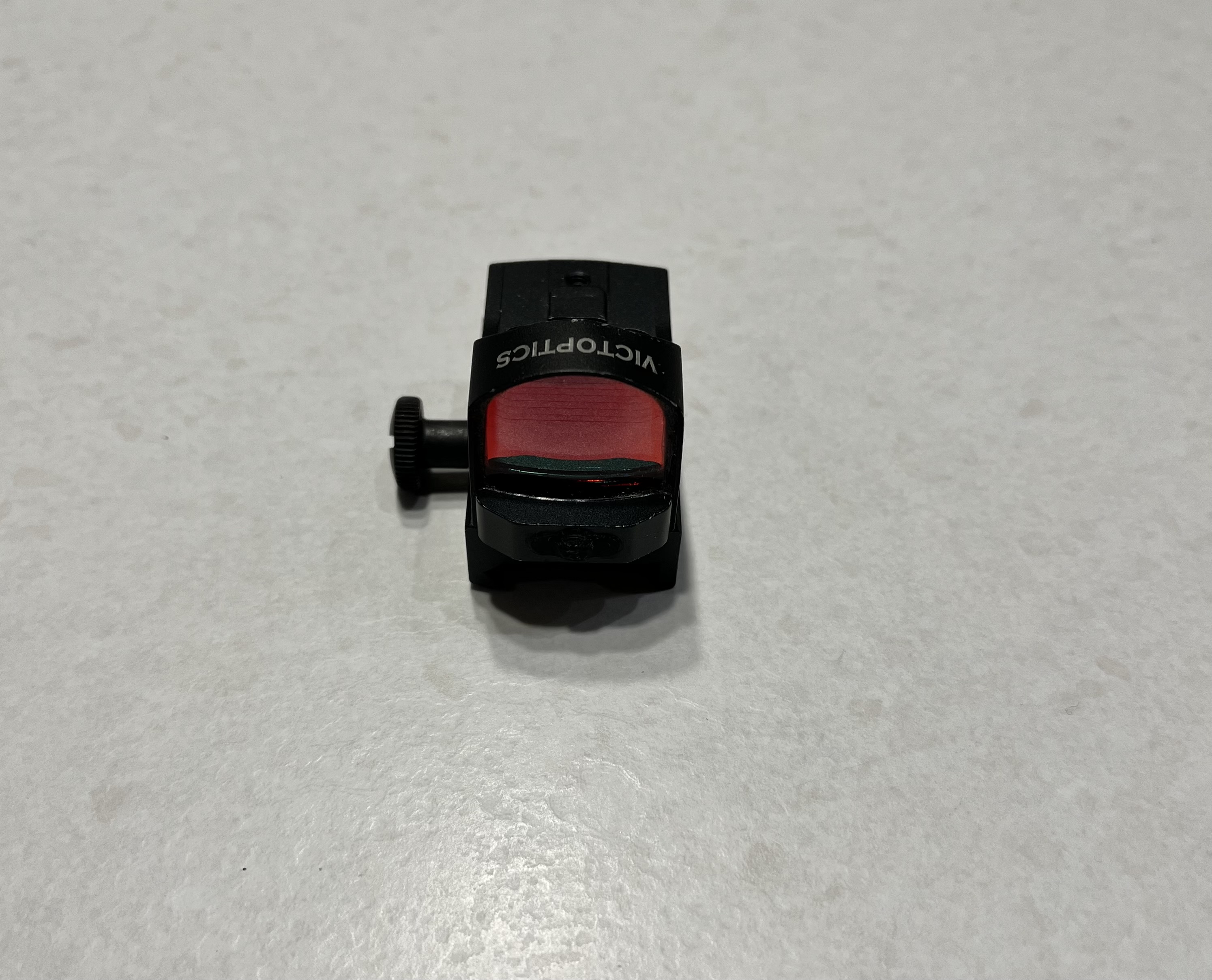 Kolimator Victoptics 1x18 z podwyższeniem