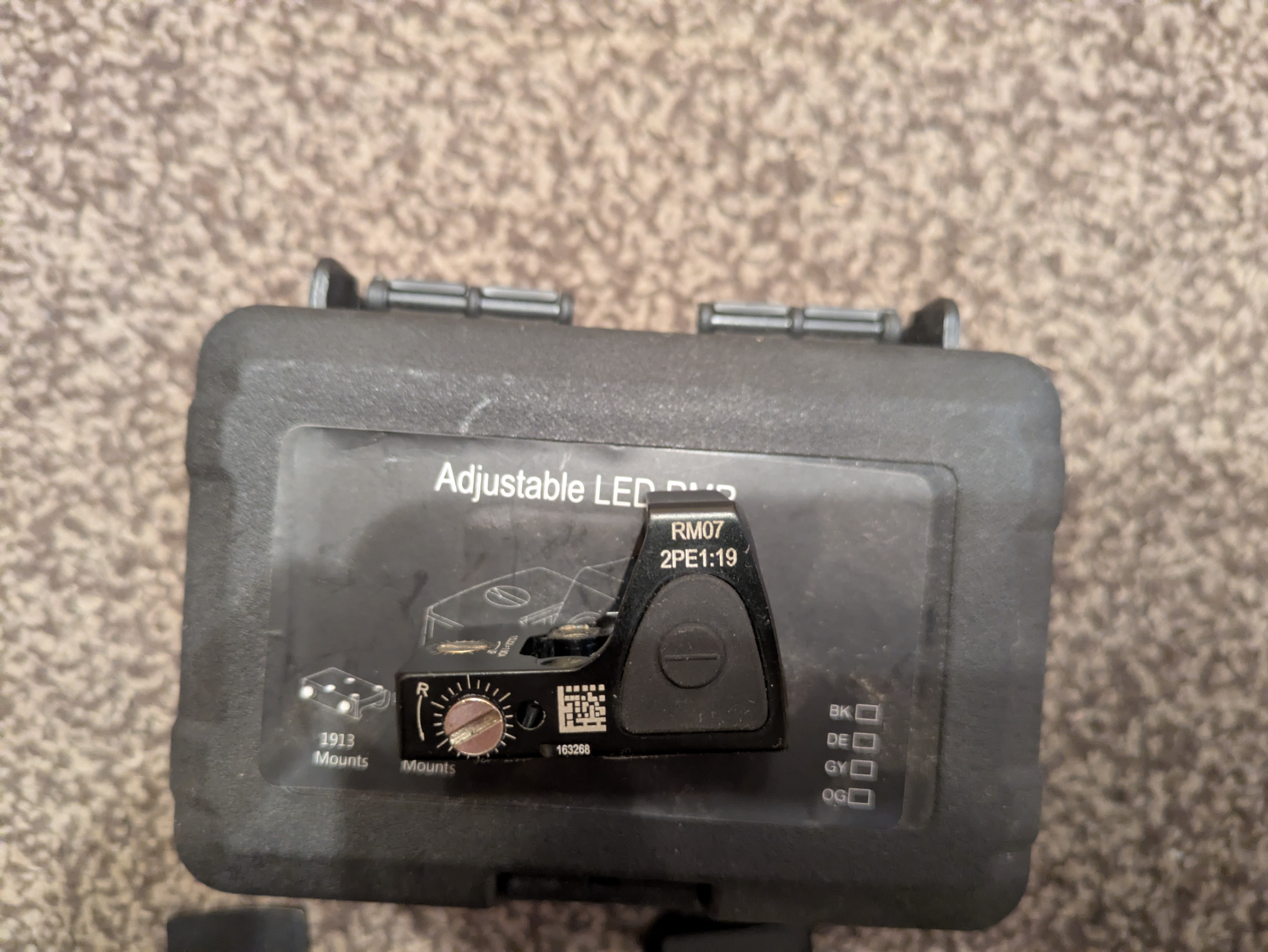 kolimator trijicon rmr