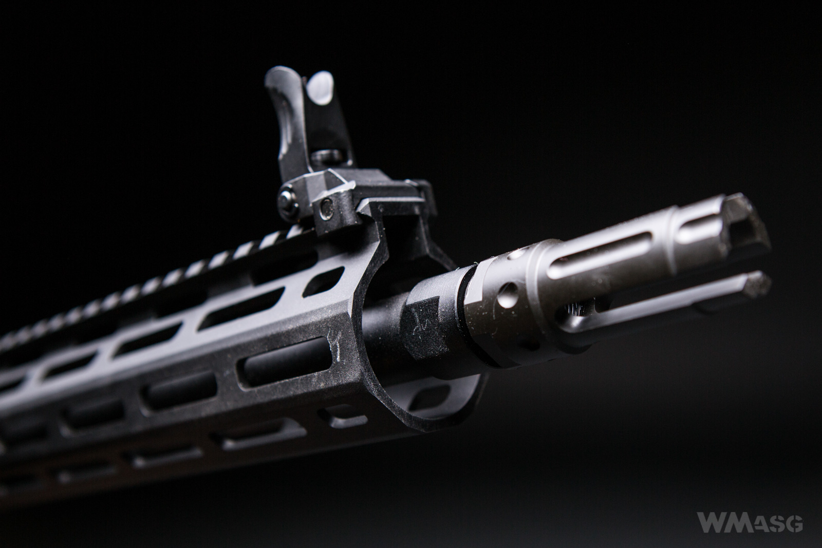 Cyma CM.097B - z zewnątrz