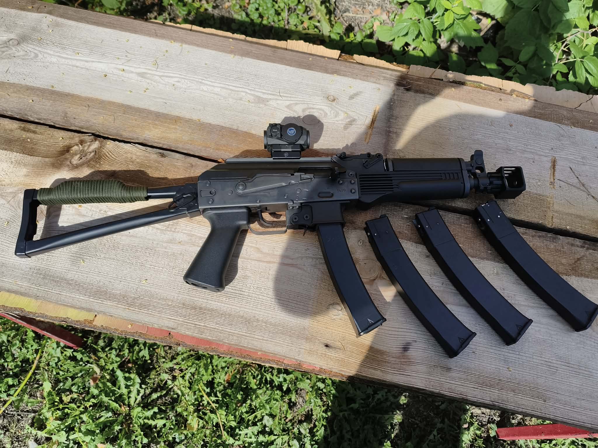 PP-19 WellPro GBBR + Magazynki