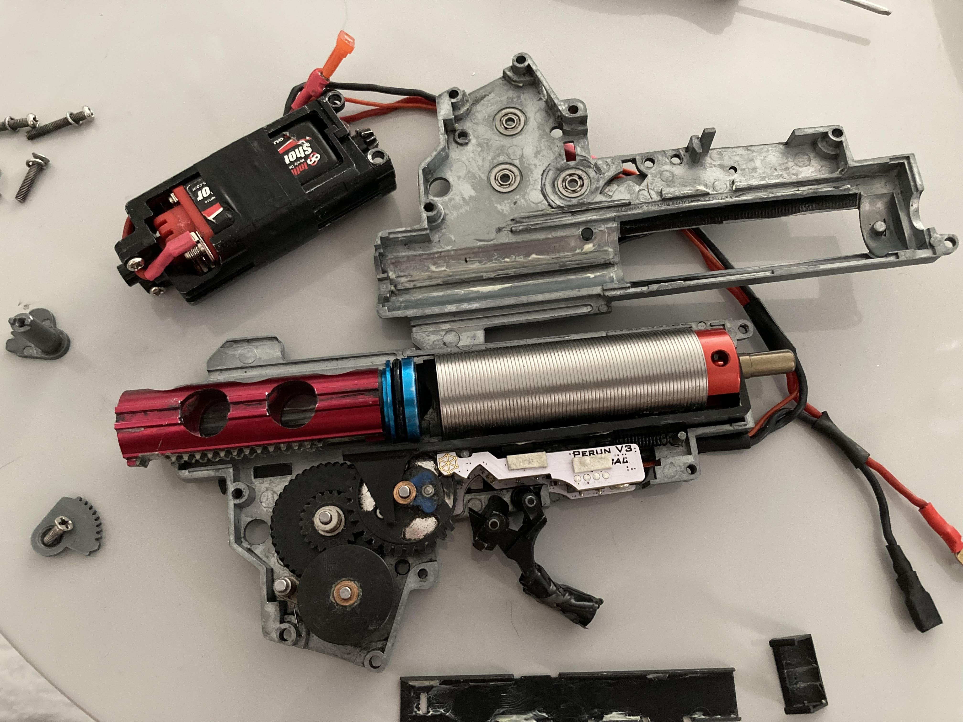 UAR APS, AEG (mocny tuning ~2,3 J)