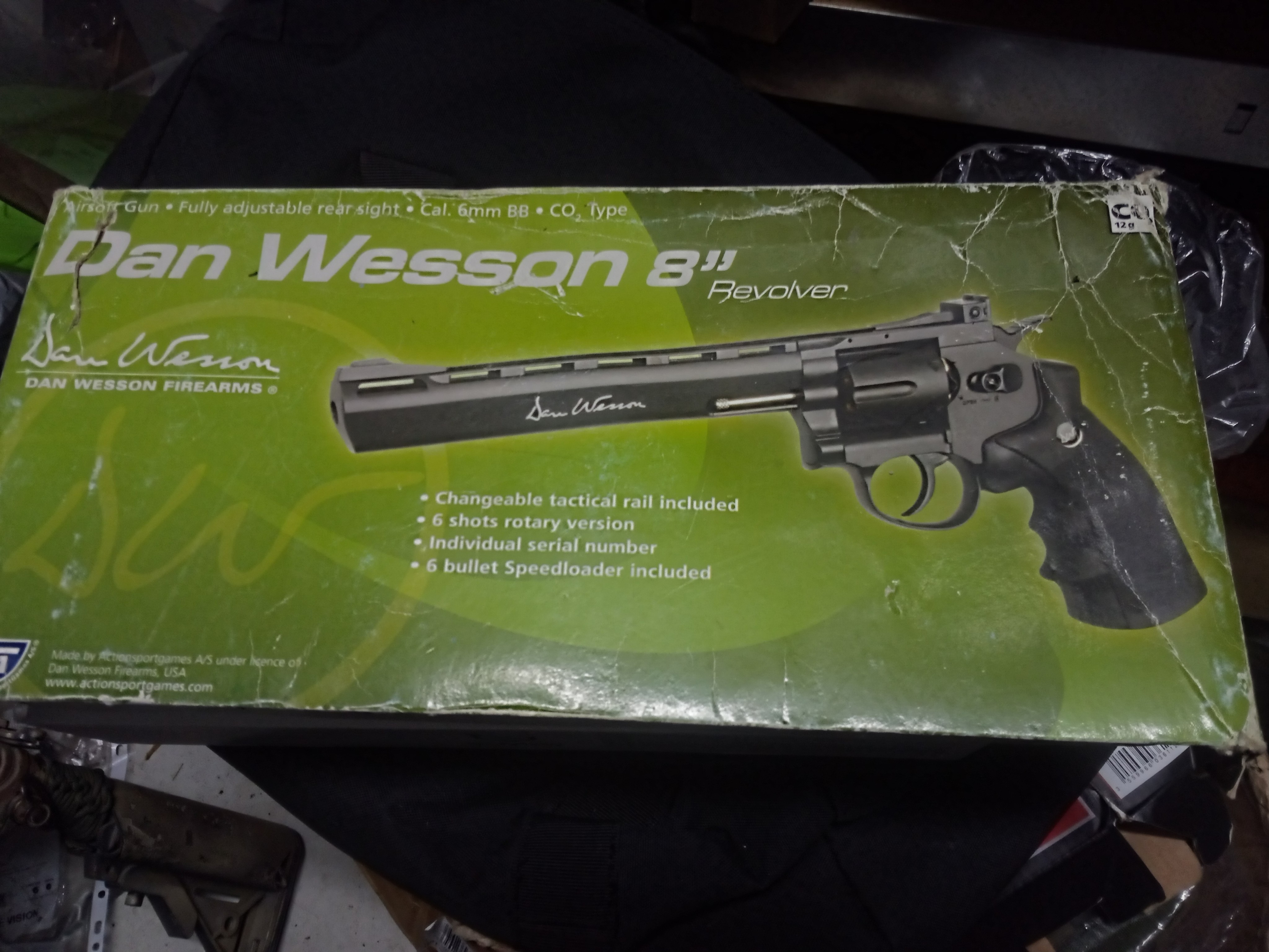 zestaw 2 x rewolwer DAN WESSON na CO2, łuski, rewolwery 6" i 8" calowe