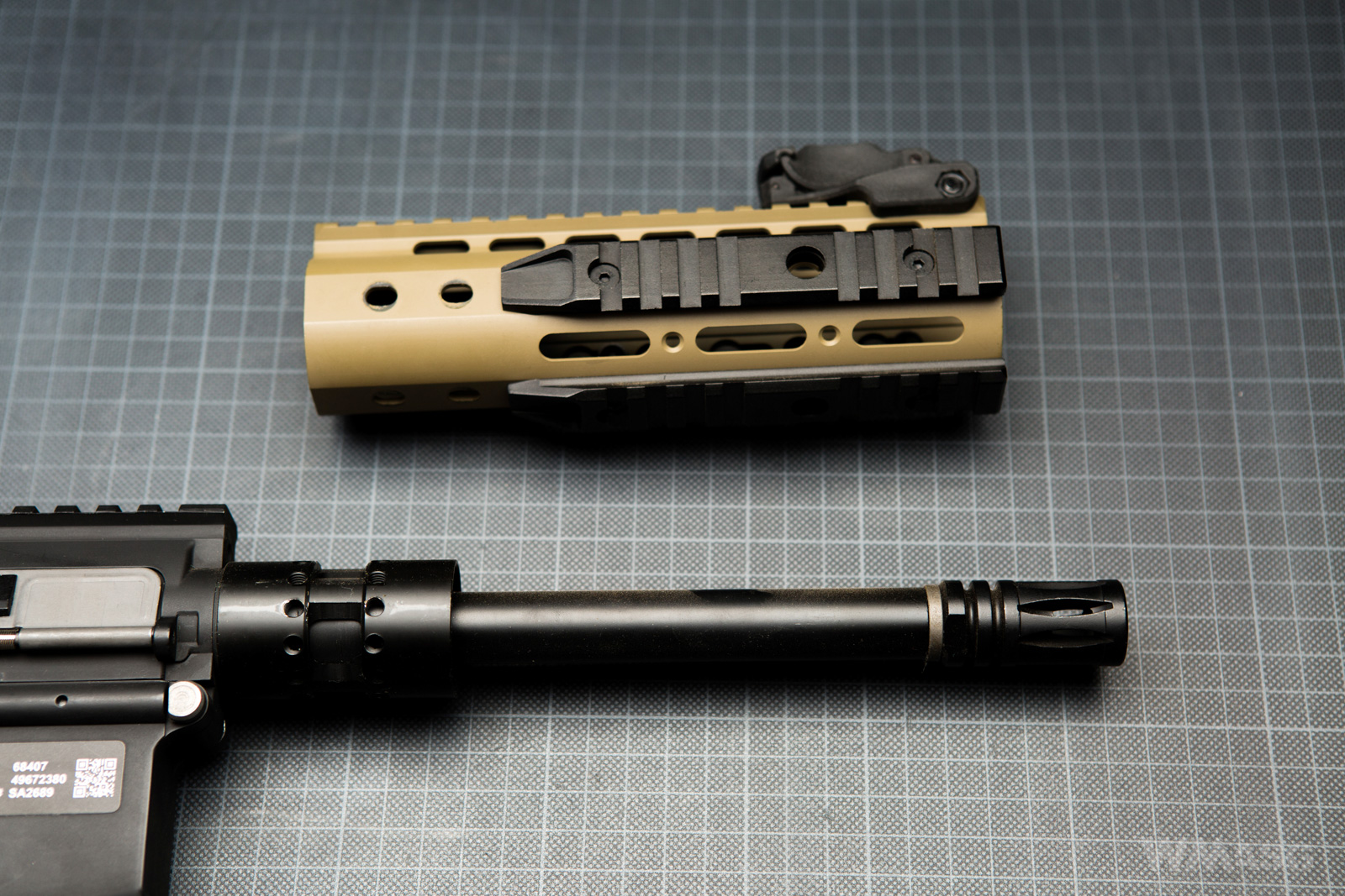 Specna Arms SA-E12 PDW - wewnątrz