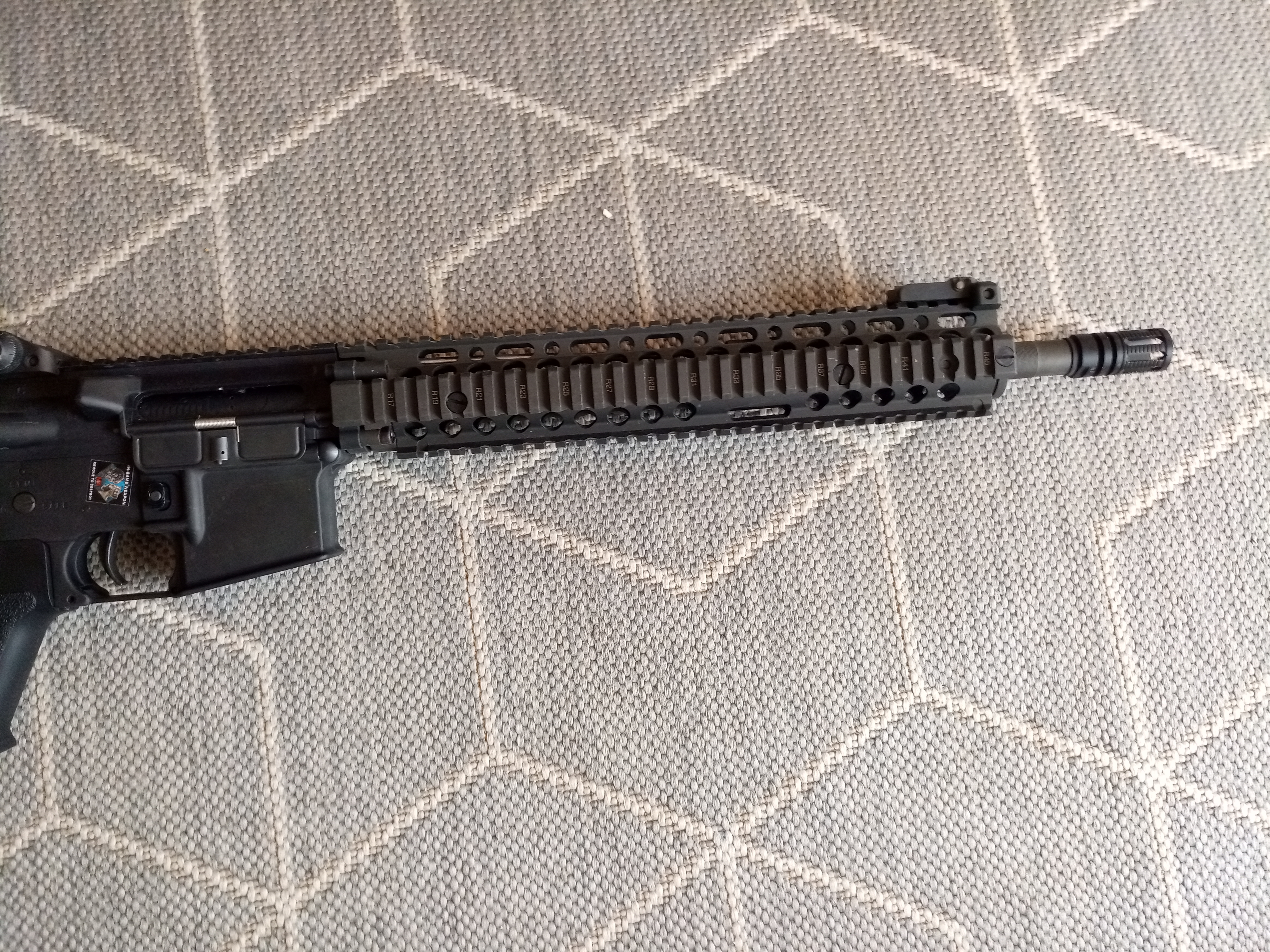 3 repliki m4 E&L