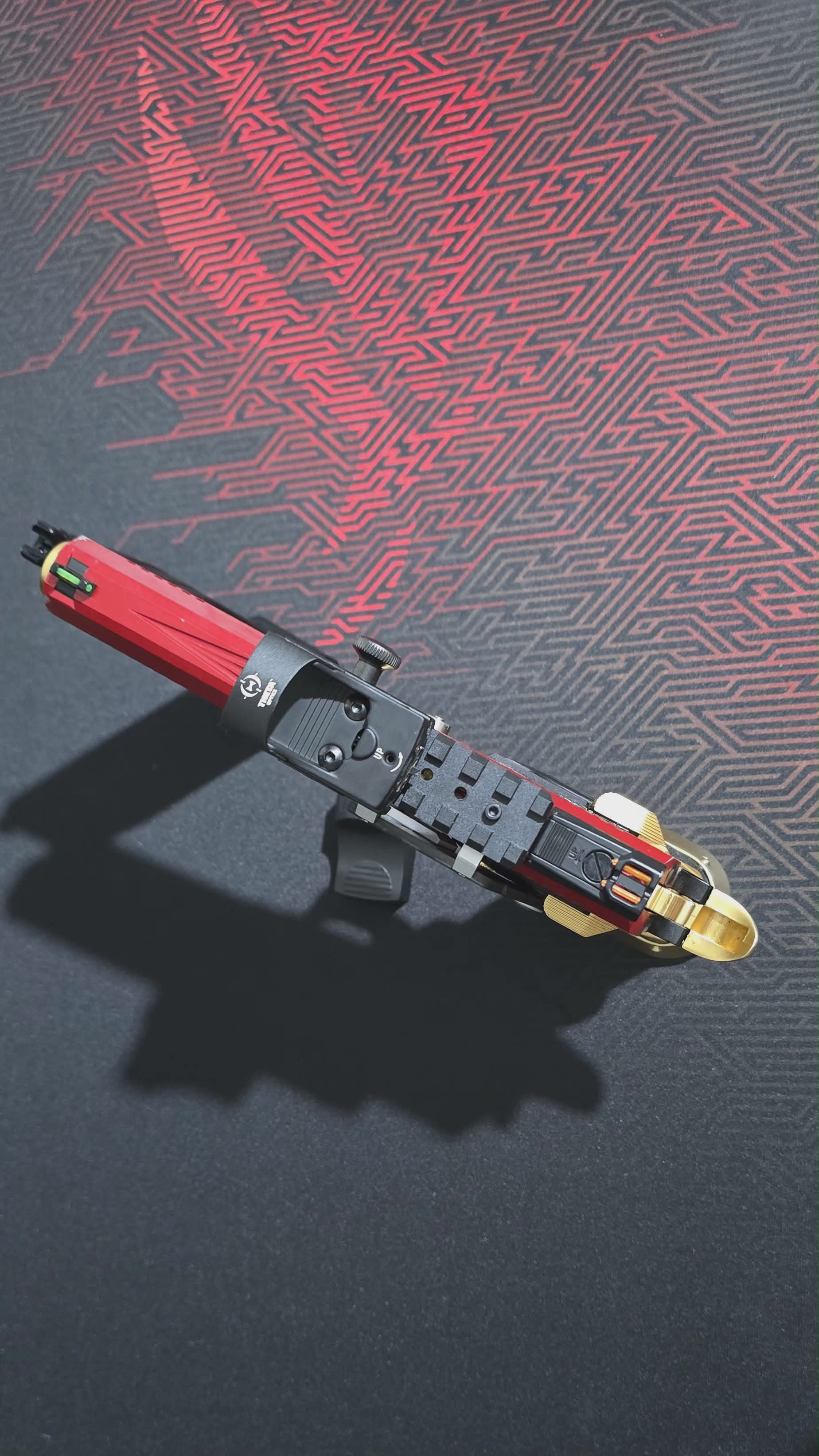 Hi-Capa AWCustom HX1004 SplitSlide