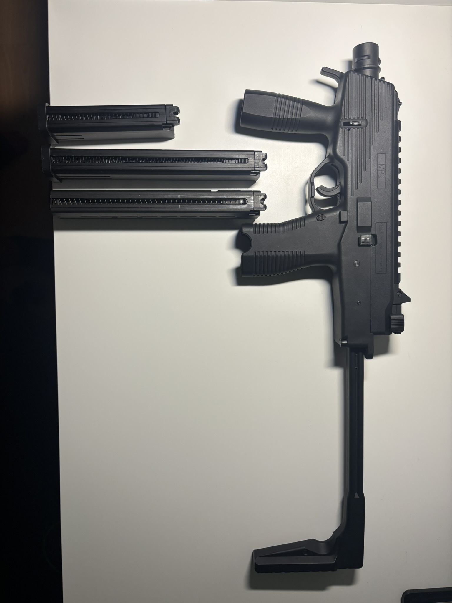 KWA MP9 (Ma problemy z podawaniem)