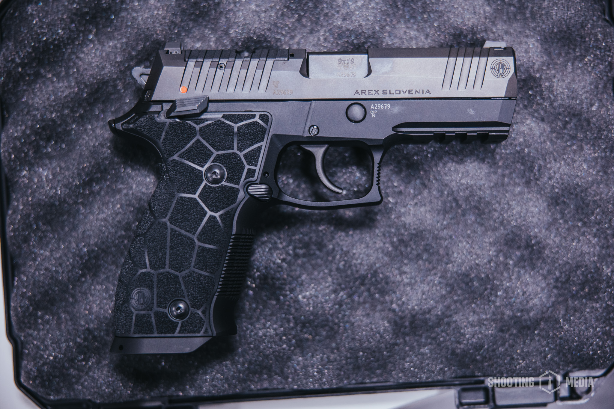 Polska premiera pistoletu Steyr AT