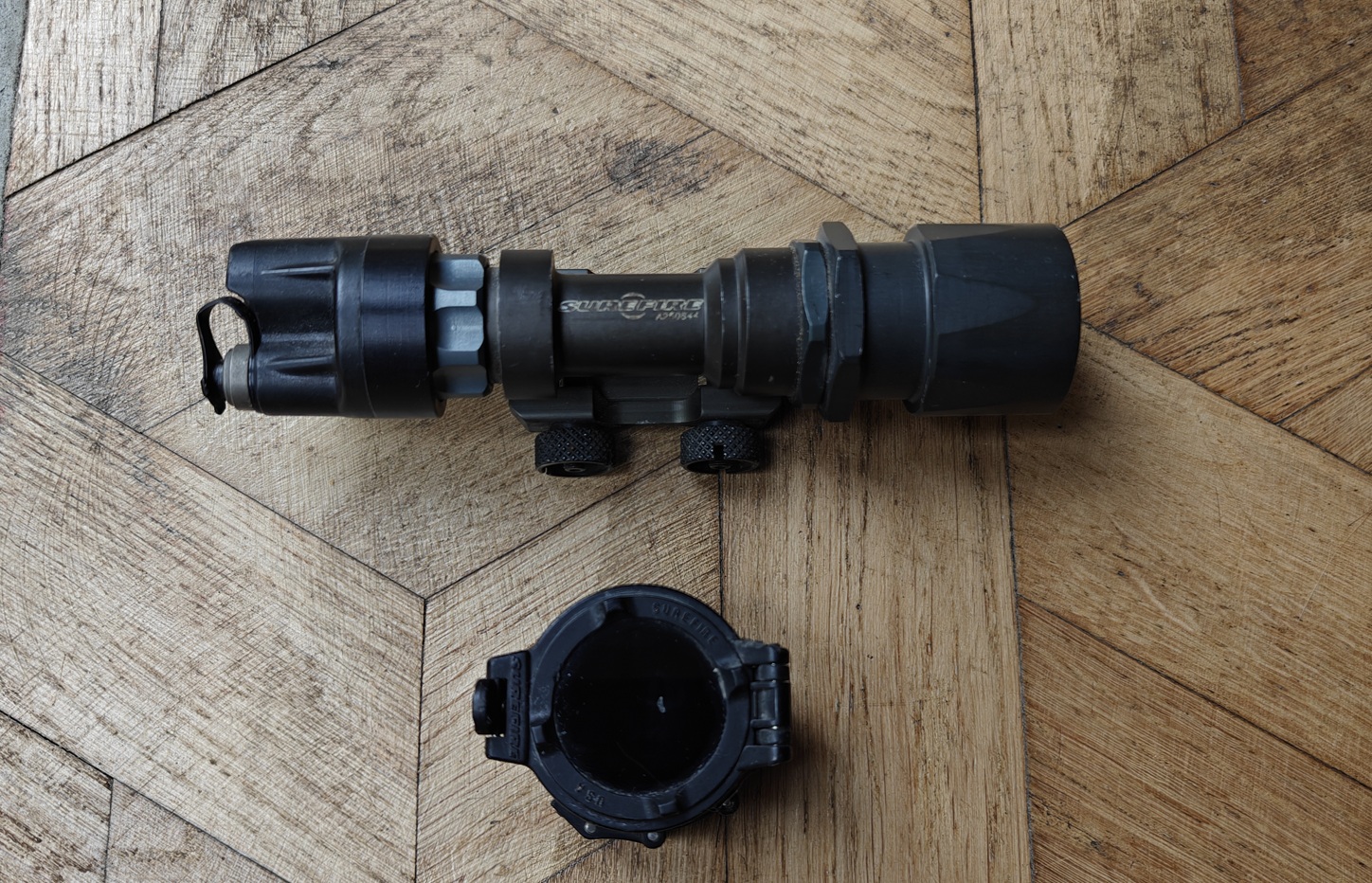 Latarka Surefire M951 + filtr IR US ARMY USMC