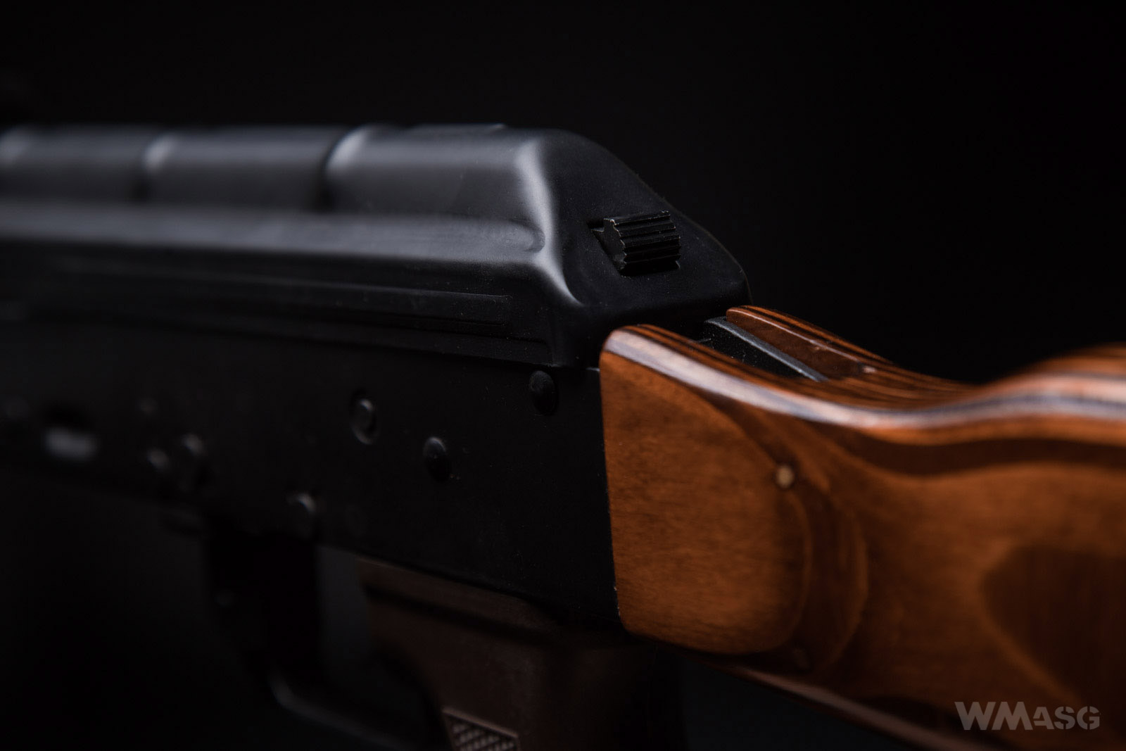 LCKM EBB LCT Airsoft - z zewnątrz