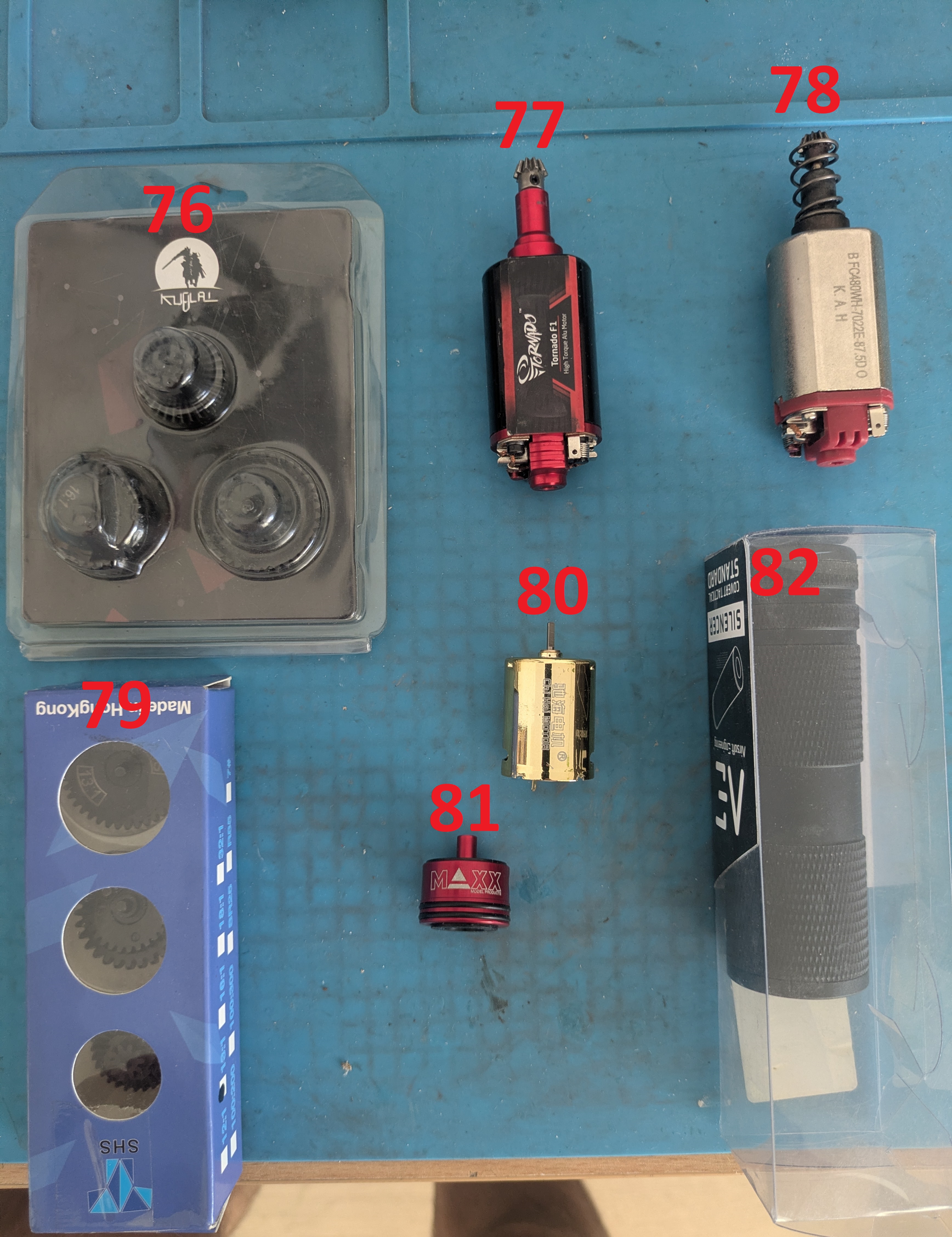 silnik zębatki tłumik