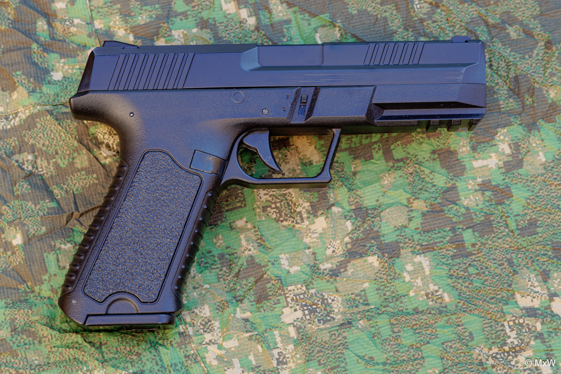 Pistola airsoft AEP CM.127S Mosfet Edition Cyma