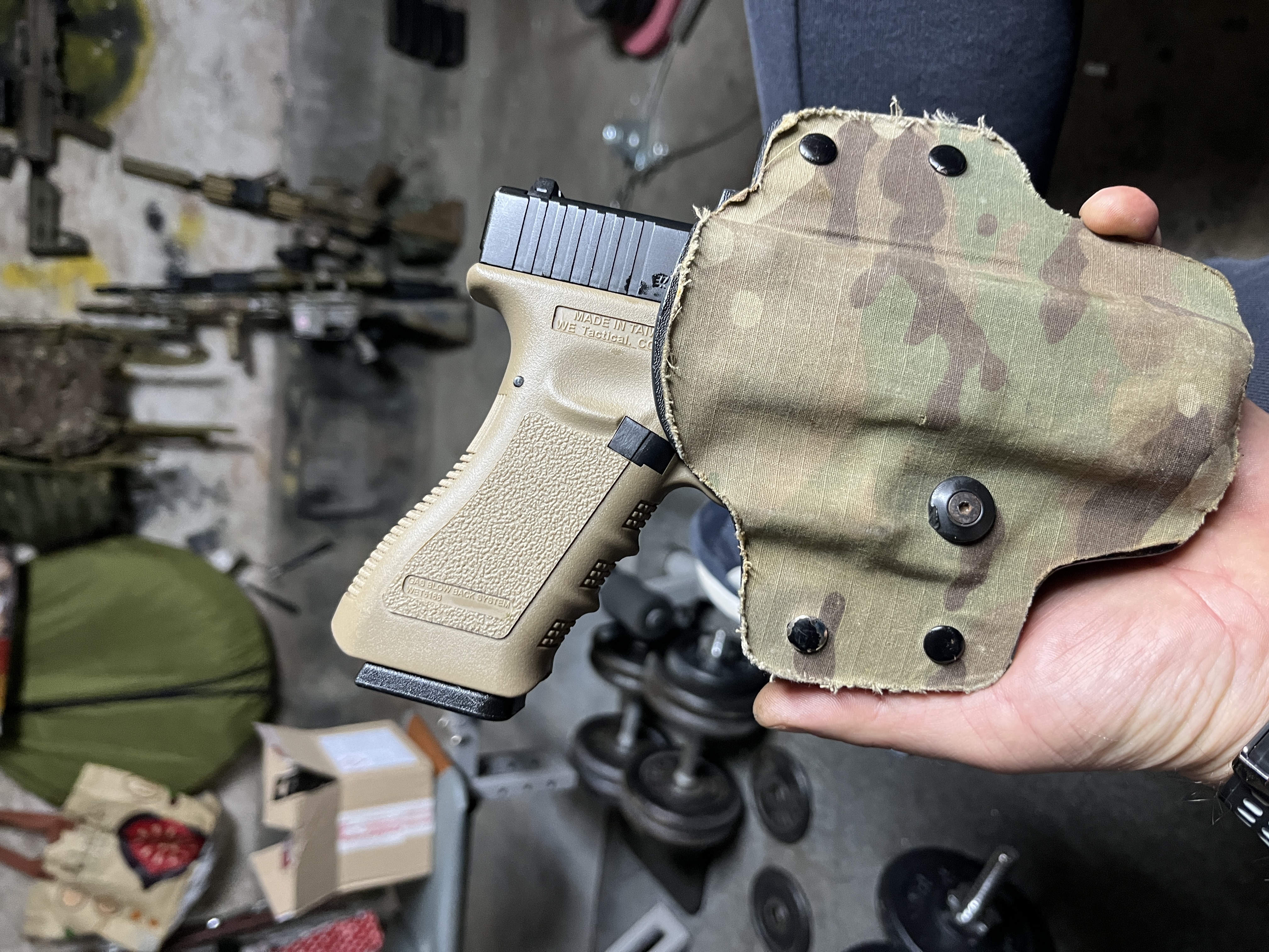 Glock 17 WE + kabura