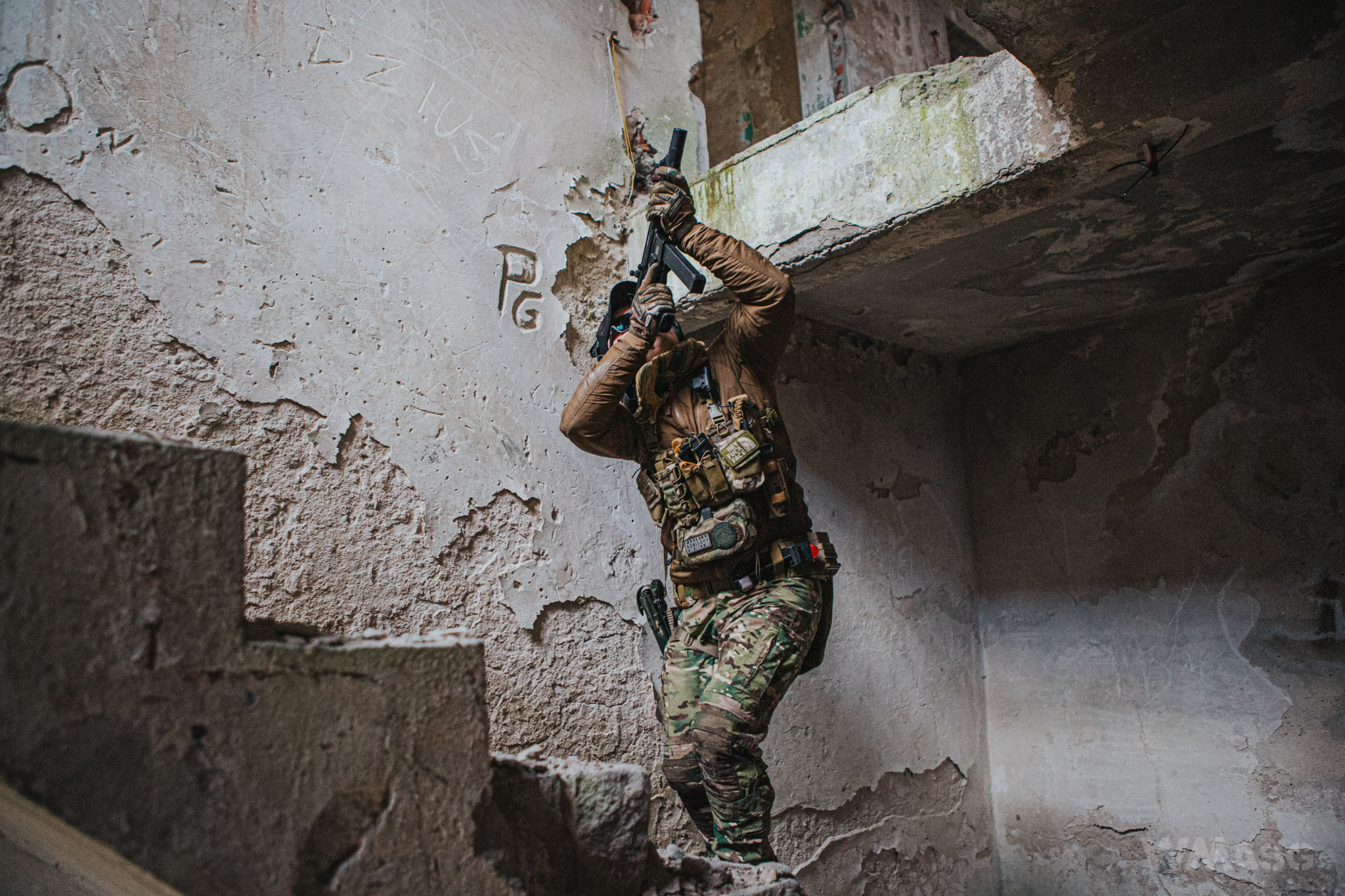 ICS CXP-MARS PDW9 w polu