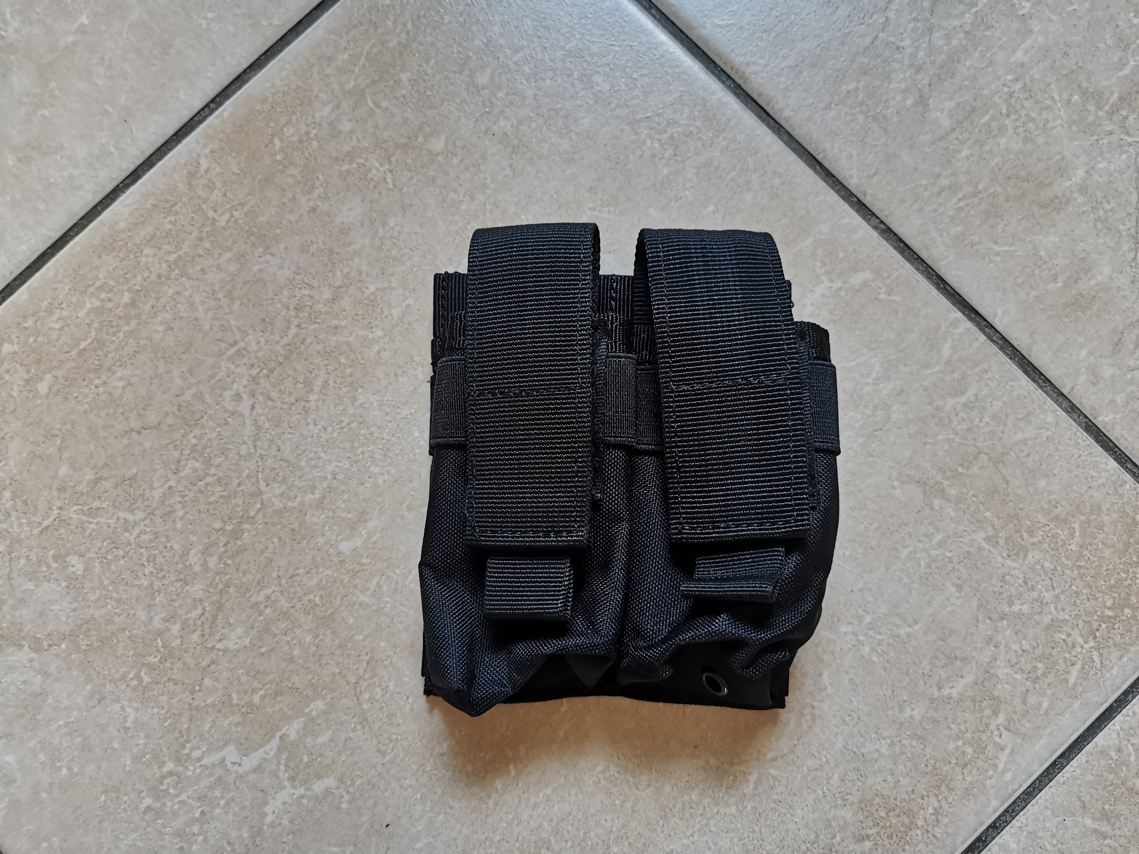 PAS Alta belt 5.11 tactical, uniwersalna kabura udowa PRAWA, ładownice do magazynków 9mm