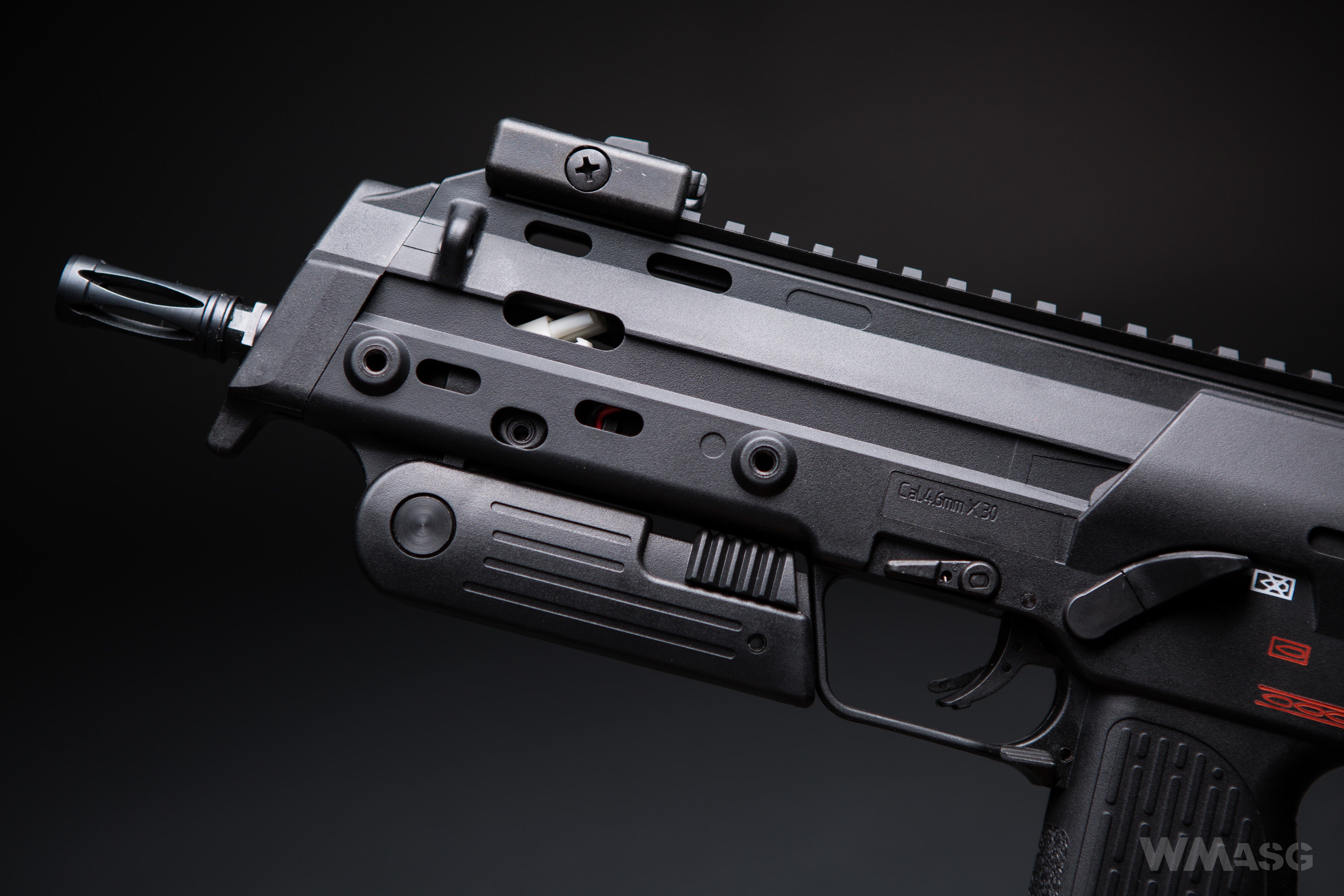 HK MP7A1 AEG - Umarex/VFC - z zewnątrz