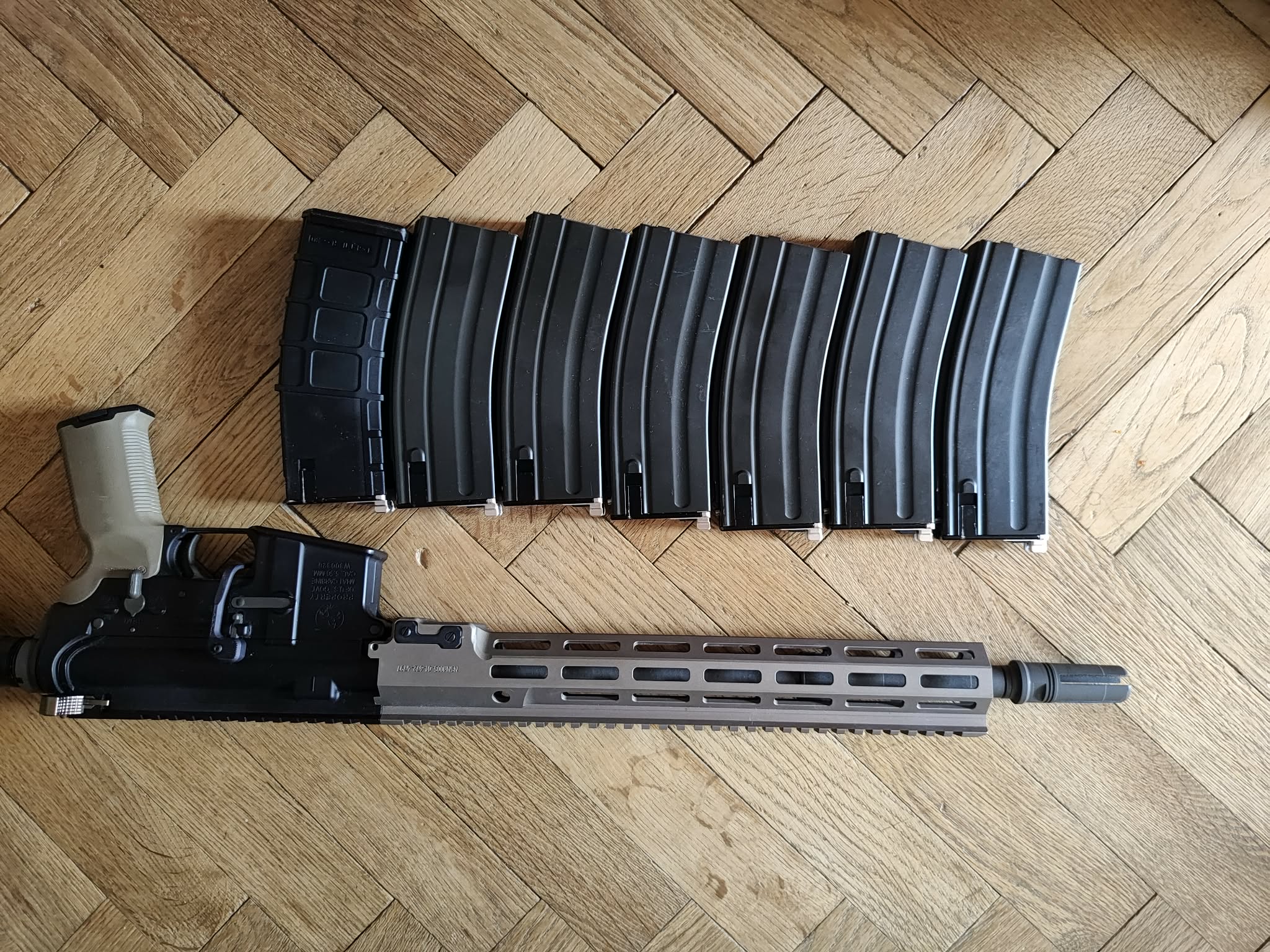 GHK AR15 URGI 14.5" GBBR + 7 magazynków, magpul furniture