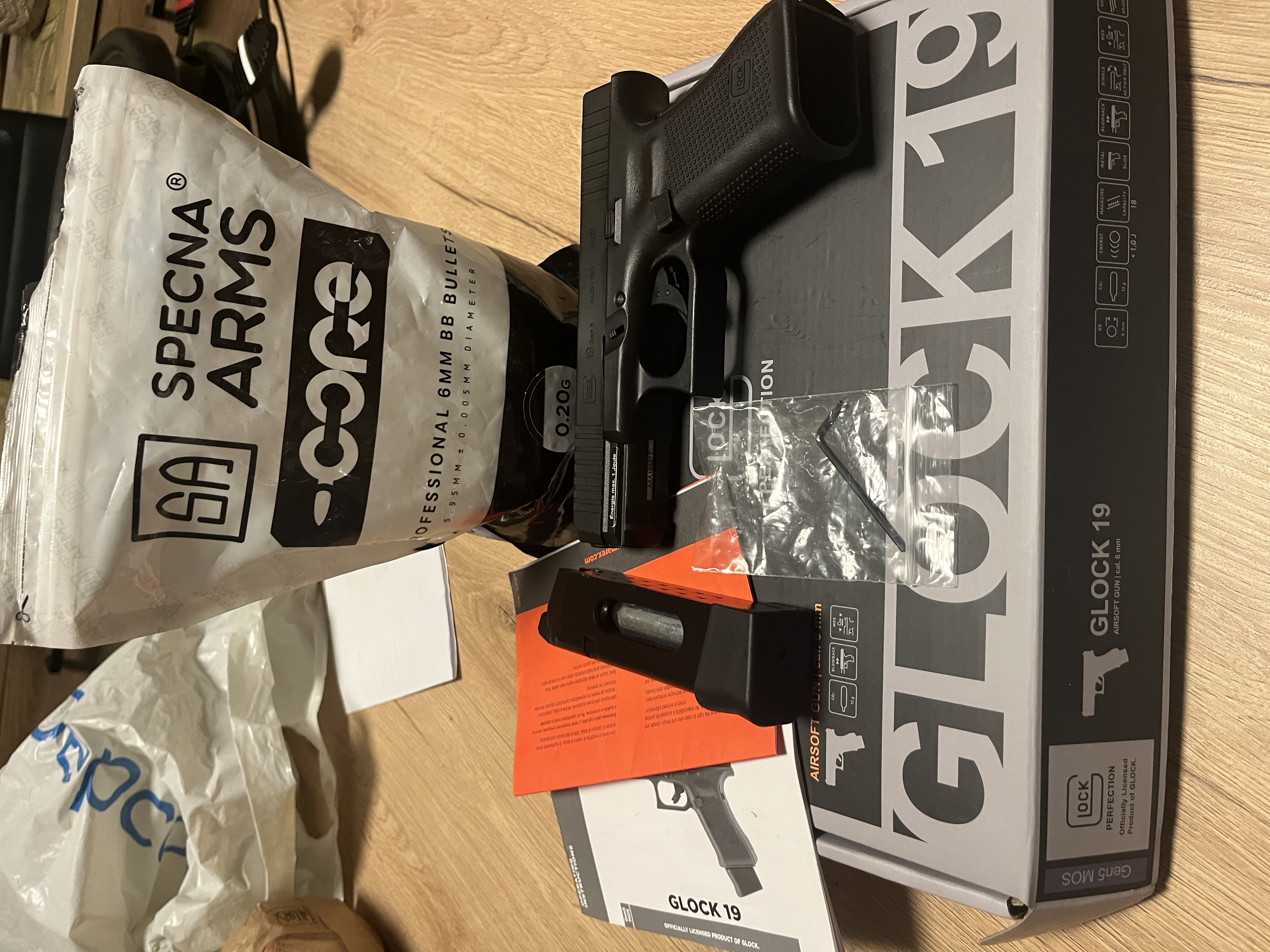 Replika glock 19 gen 5