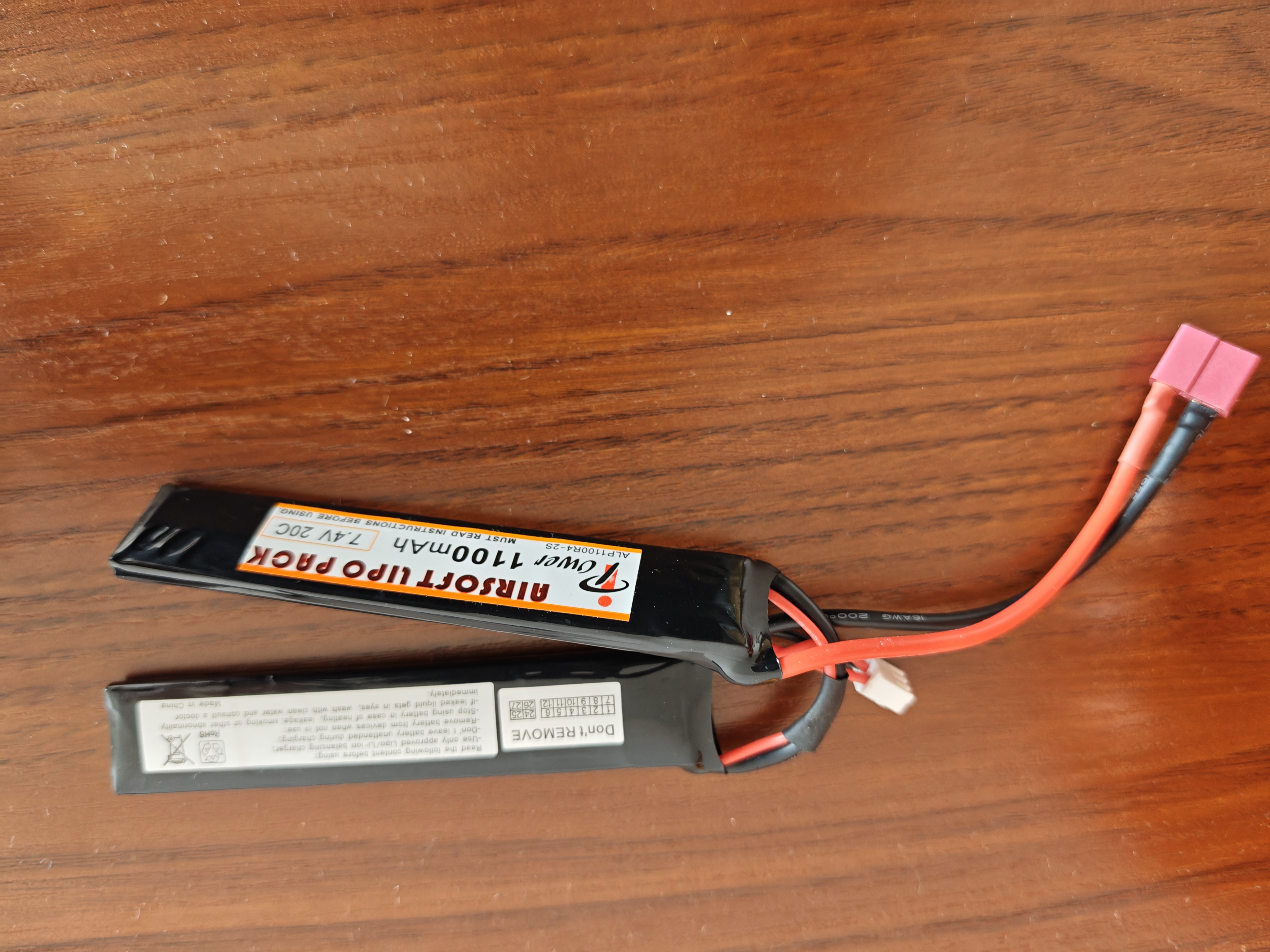 Zawieszenie taktyczne, akumulator LiPo 7,4 V