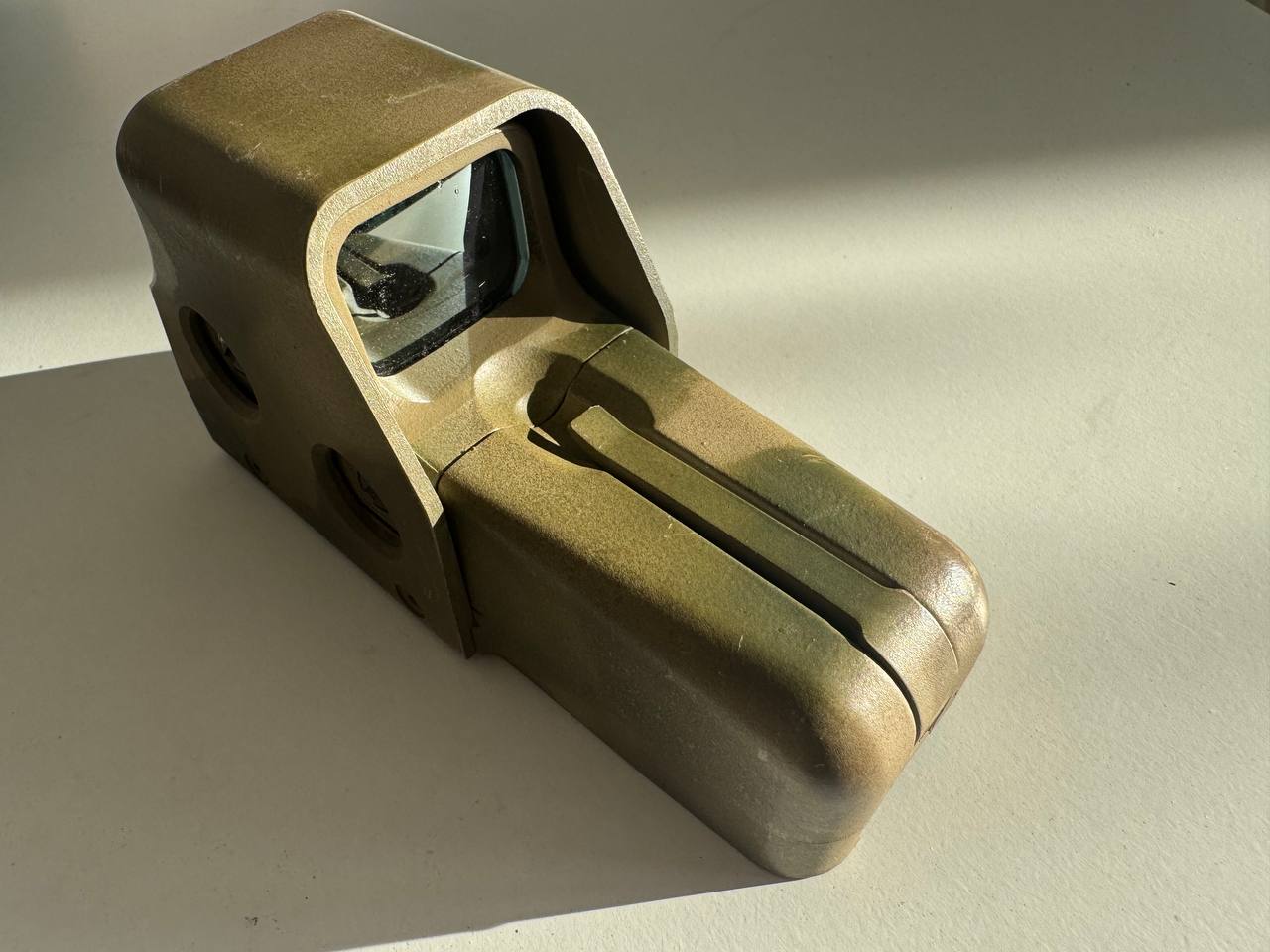 Replika celownika kolimatorowego 553