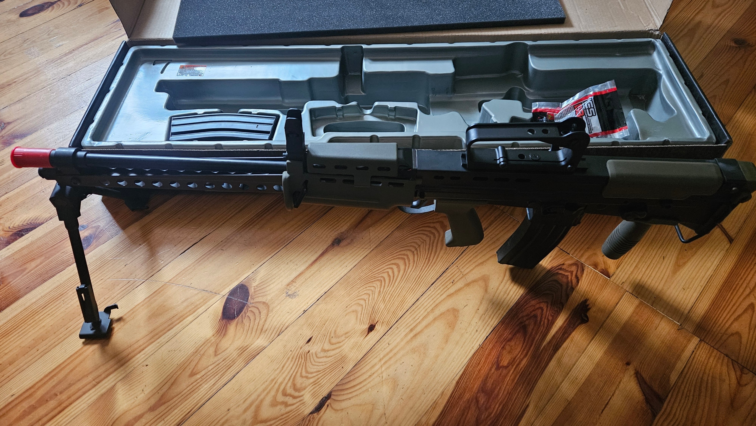Replika karabinu L86A2 LSW - ICS