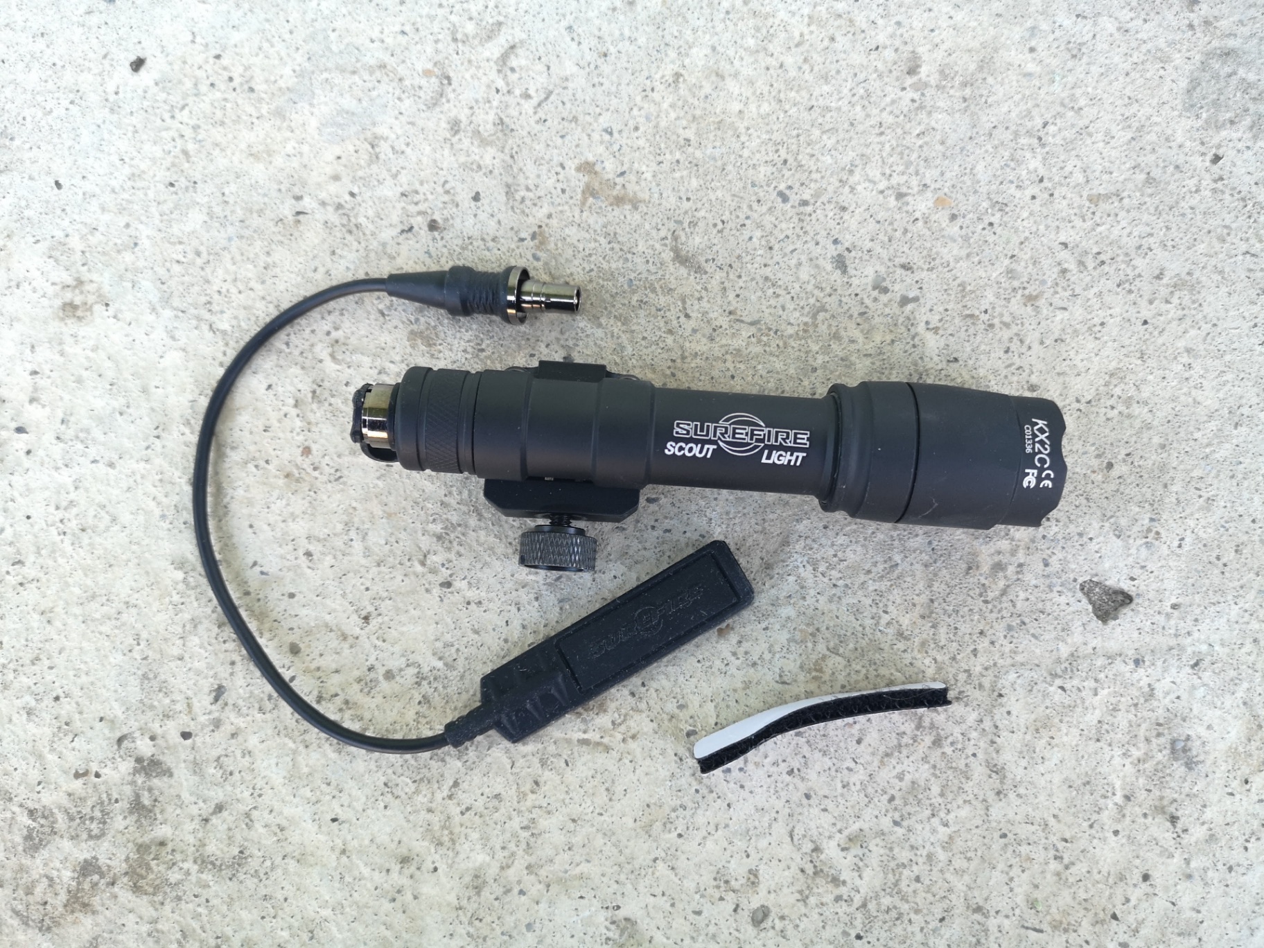 Latarka kopia SureFire M600 stan BDB