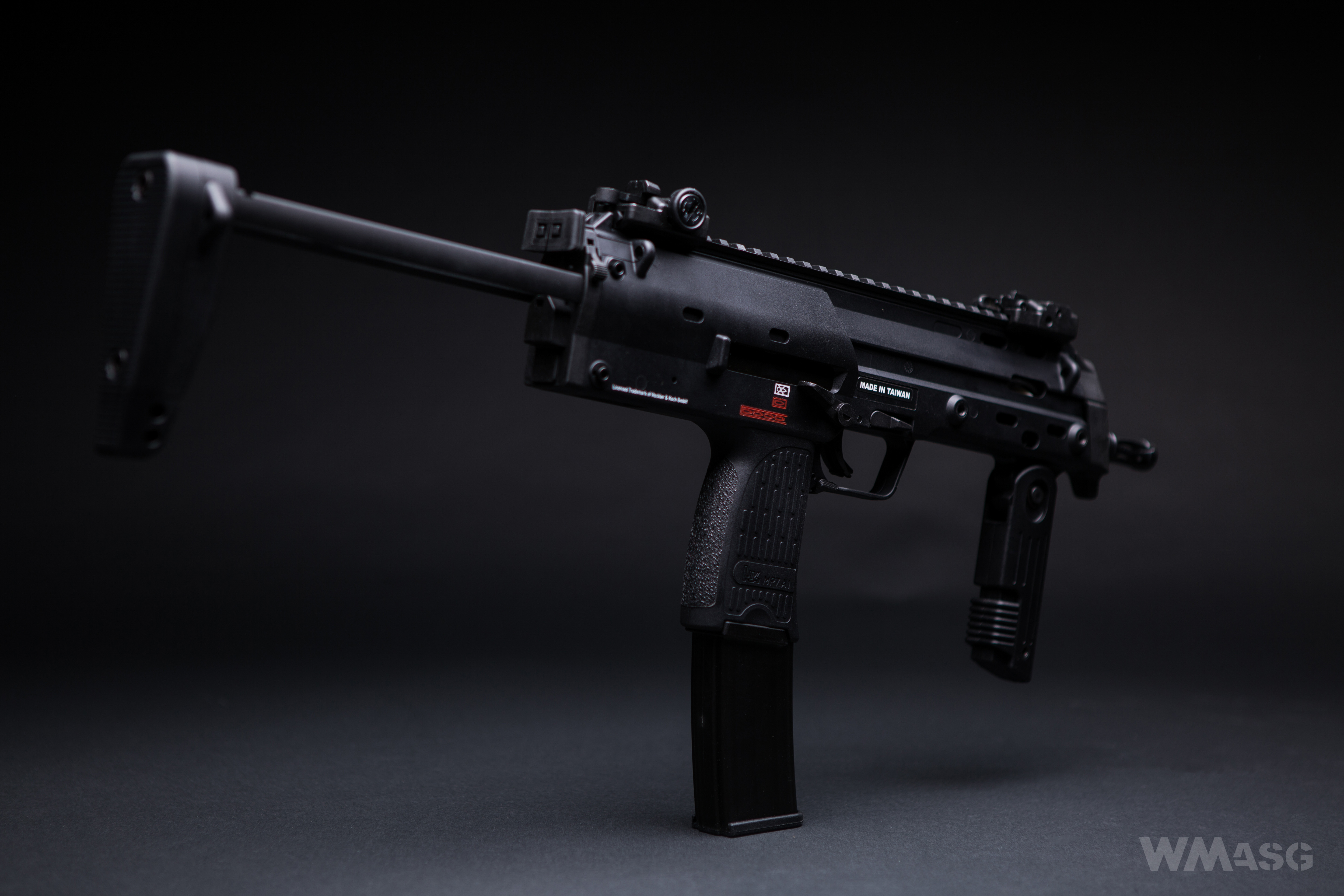 HK MP7A1 AEG - Umarex/VFC - z zewnątrz
