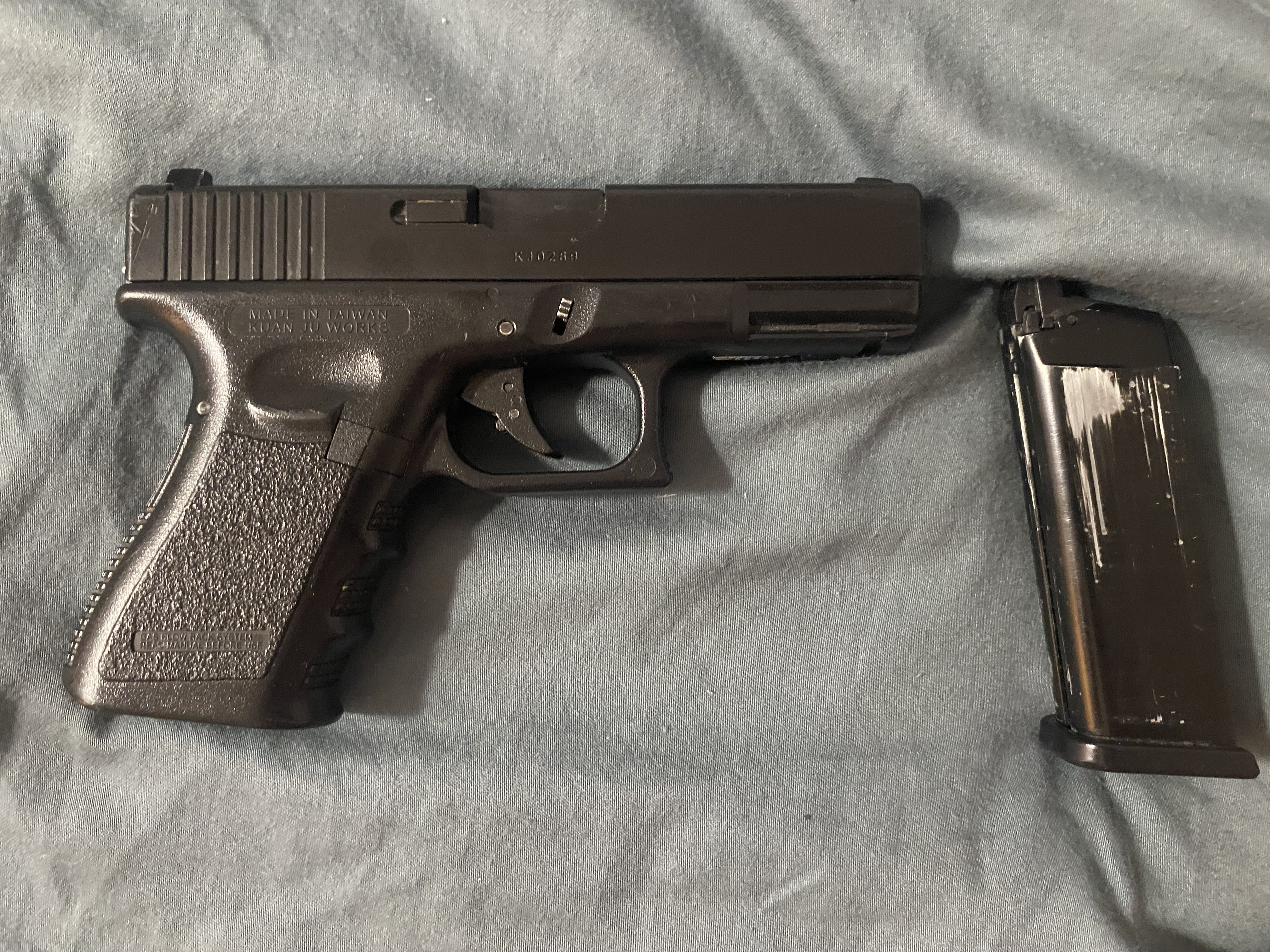 KJW G23