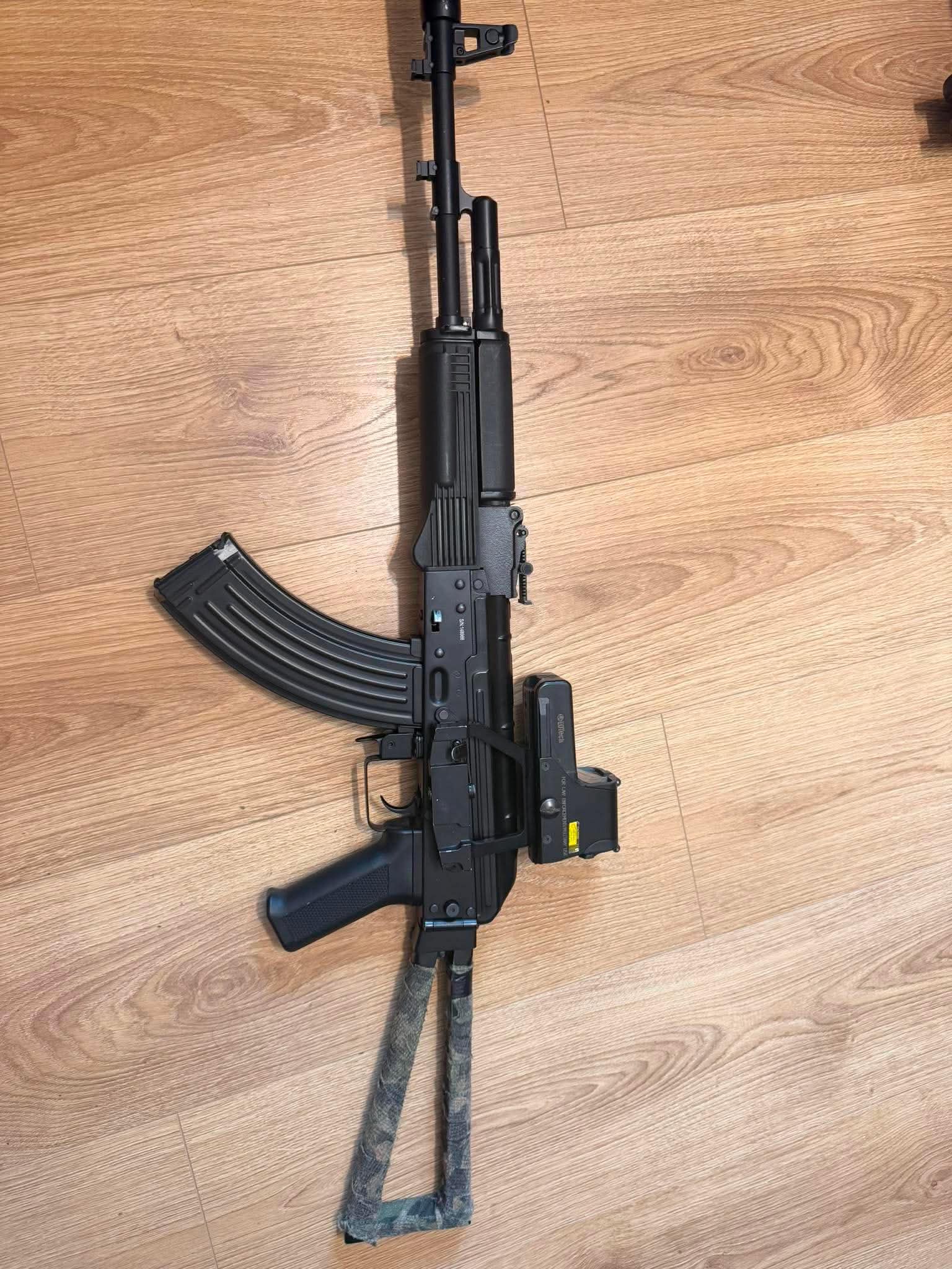 Cyma CM.040