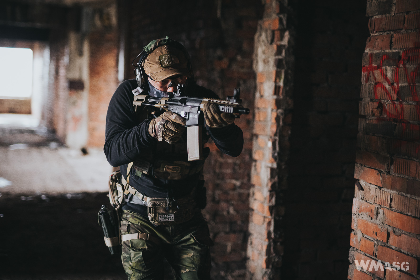 Specna Arms SA -E12 PDW Edge BK-TAN (sesja w terenie)
